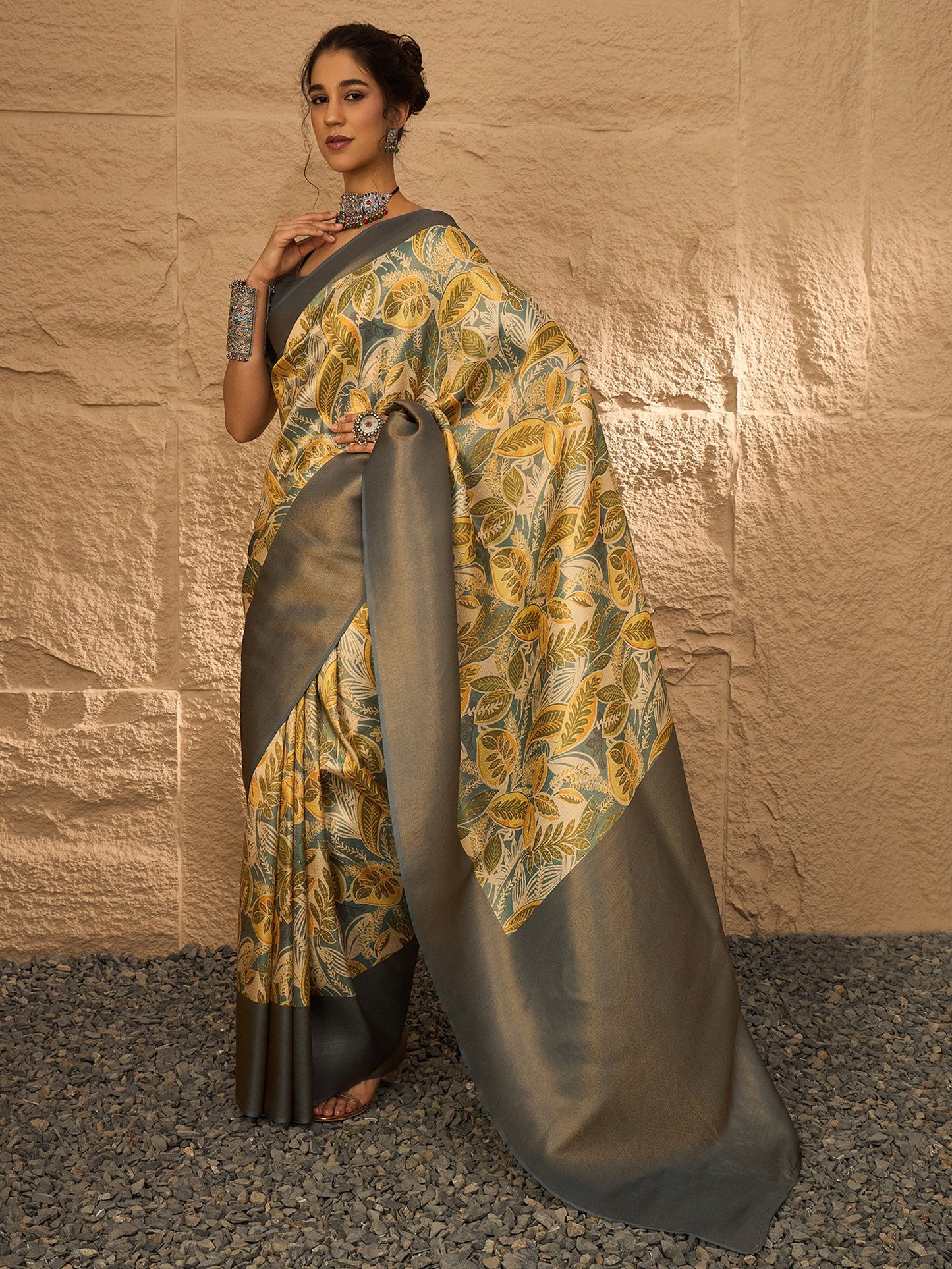 Beige Banarasi Silk Blend Digital Print Saree