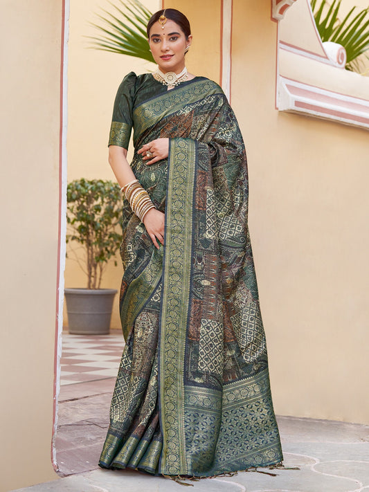 Green Dark Sungudi Silk Blend Woven Saree