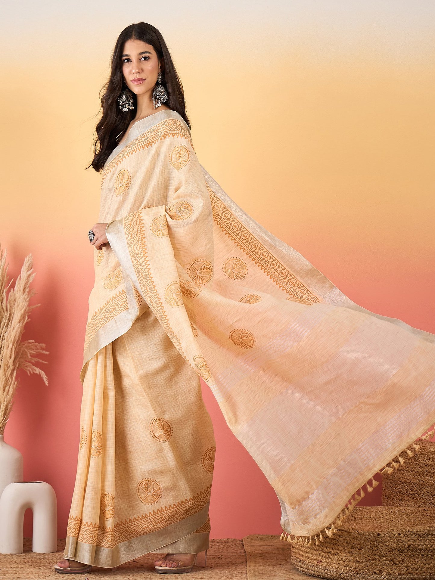 Cream Paithani Linen Woven Saree