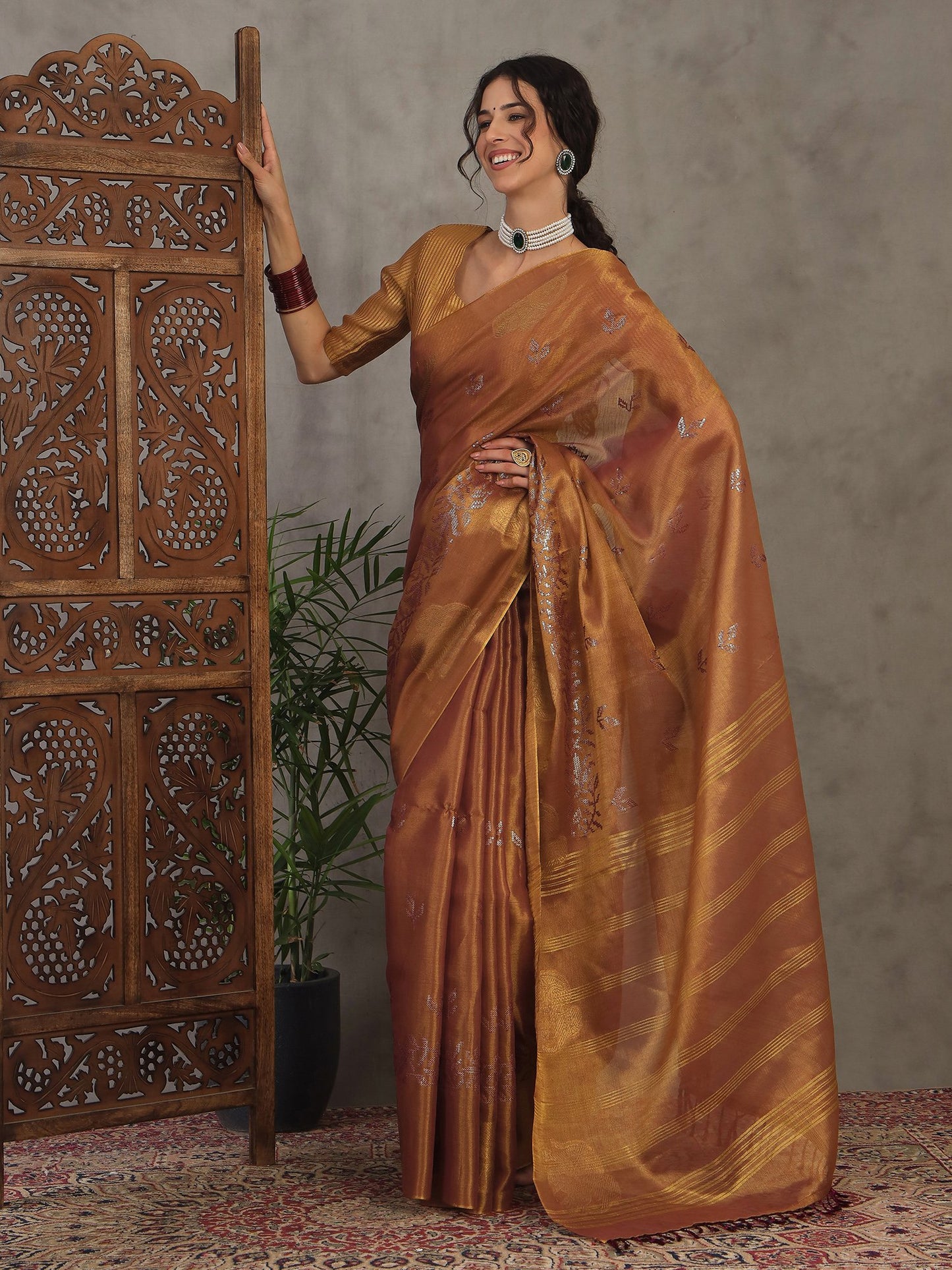 Gold Banarasi Linen Woven Saree