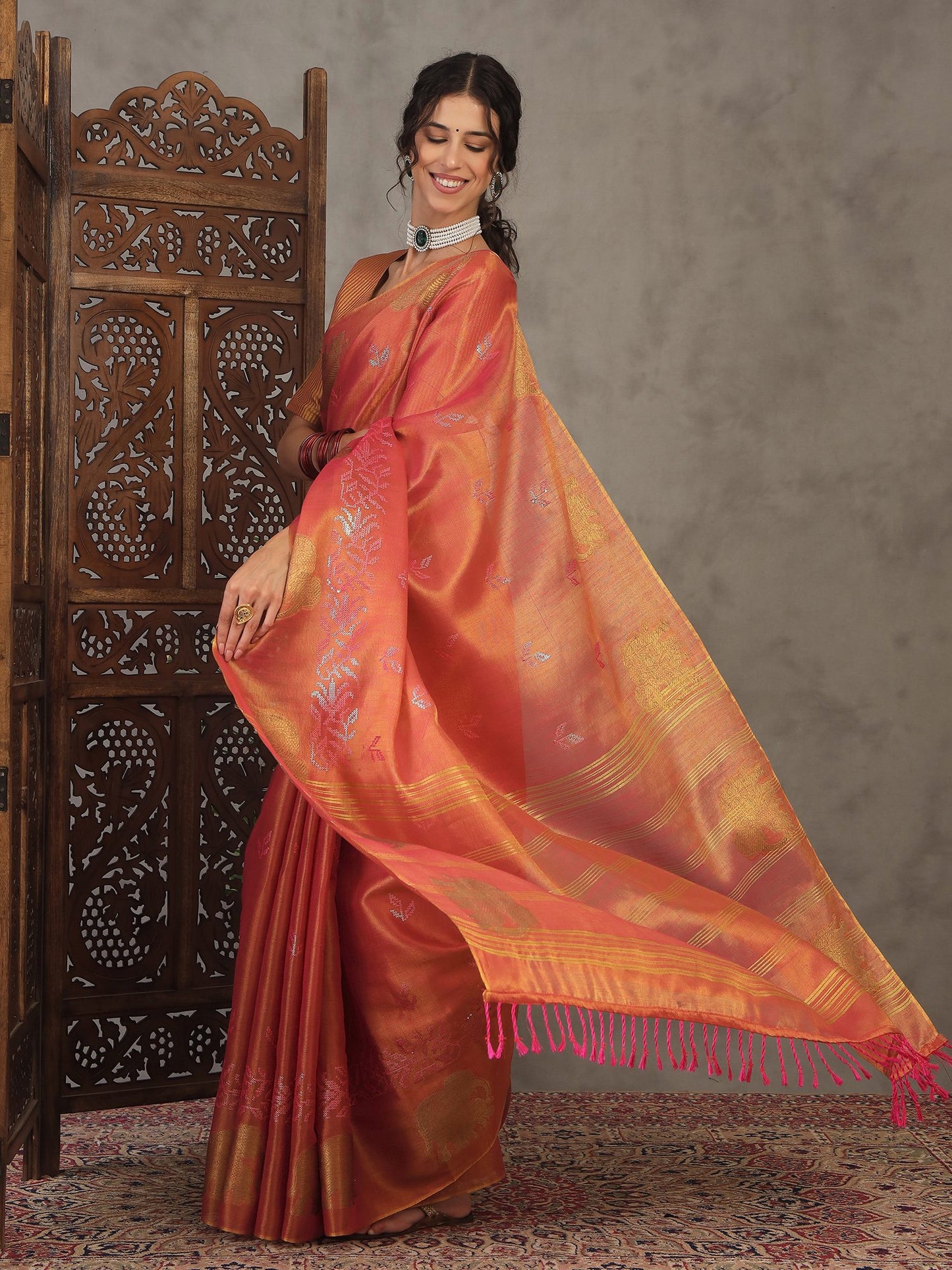 Pink Banarasi Linen Woven Saree