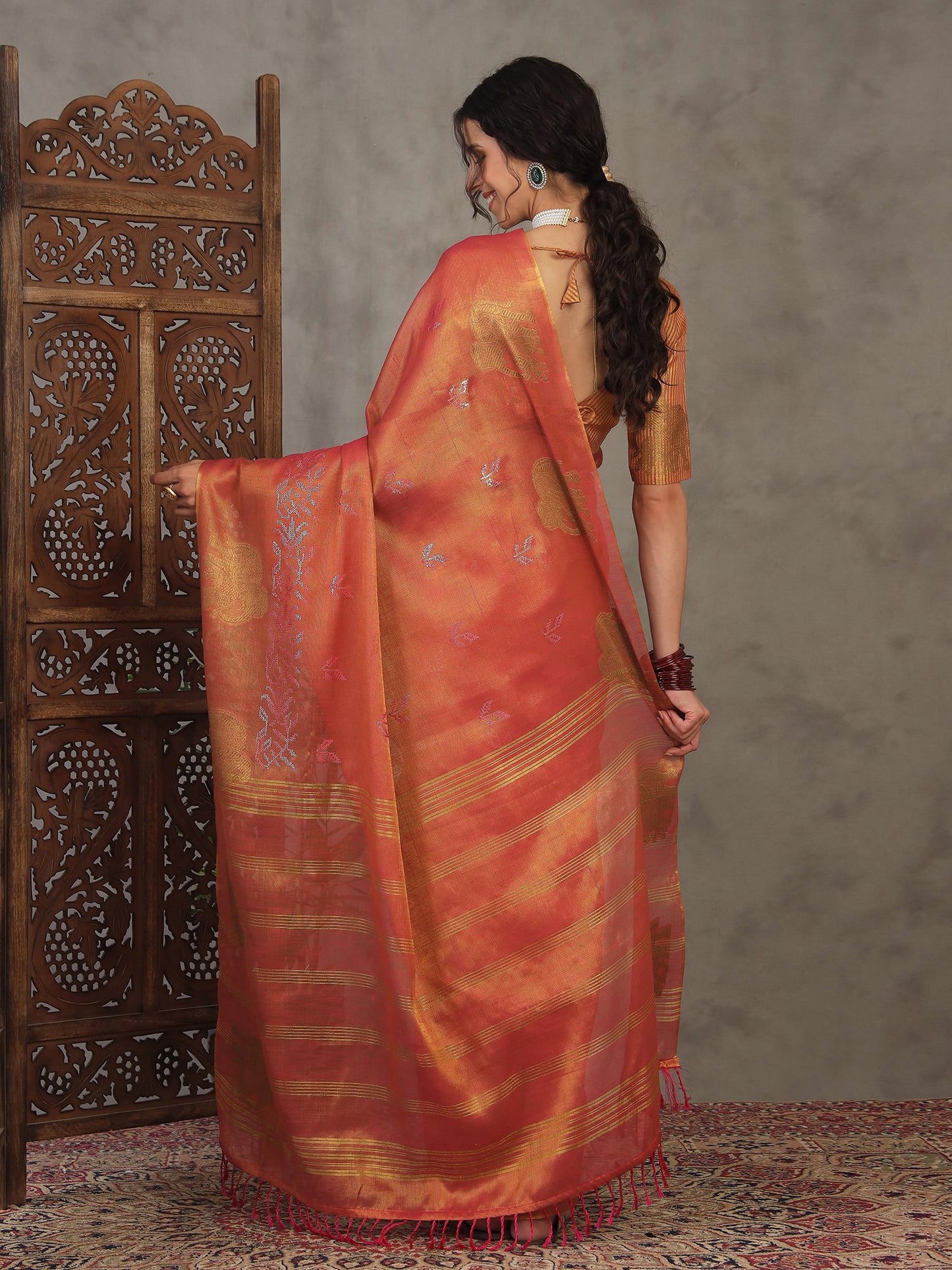 Pink Banarasi Linen Woven Saree