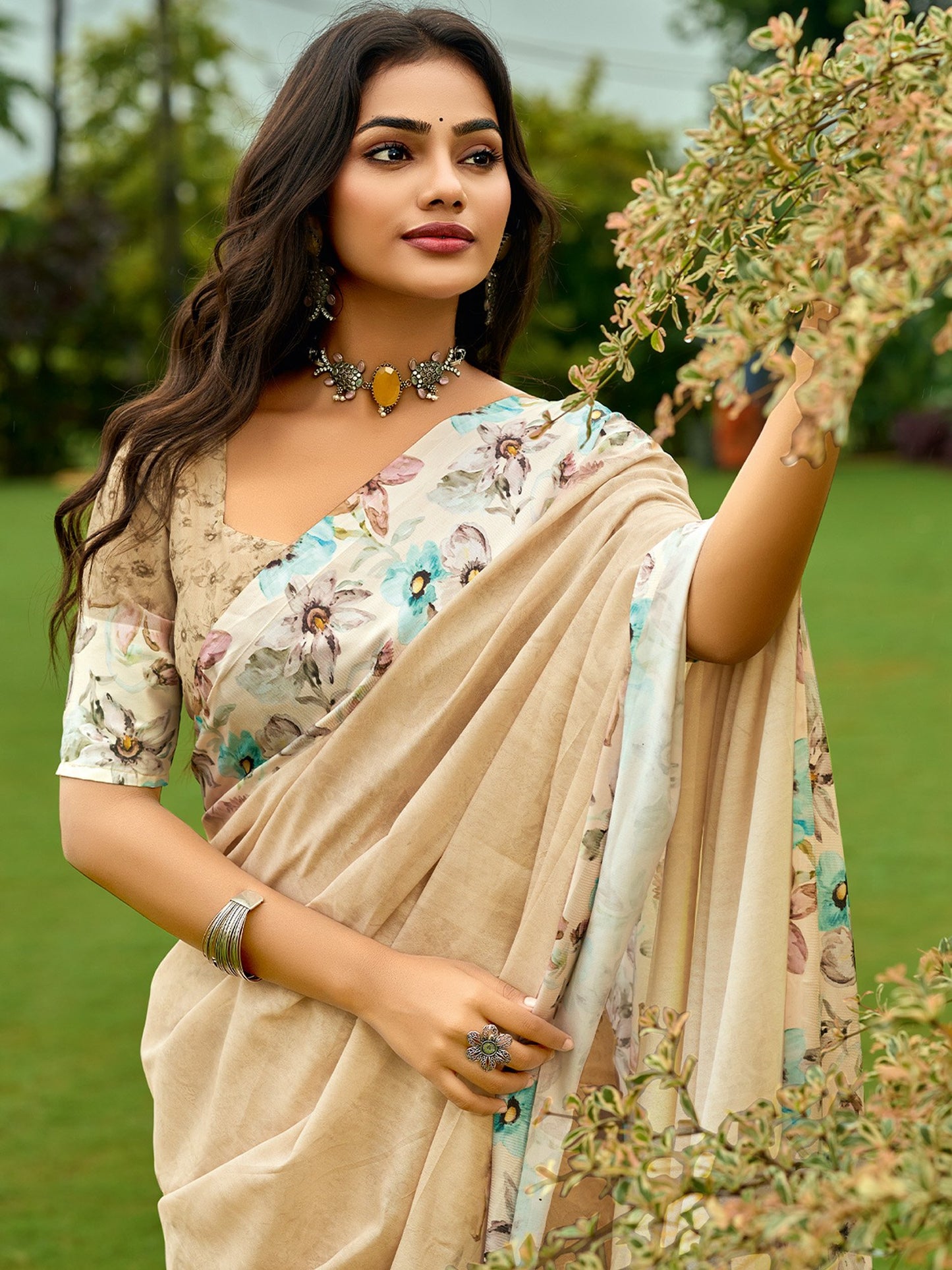 Beige Block Print Georgette Digital Print Saree