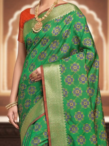 Green Banarasi Silk Blend Printed Saree