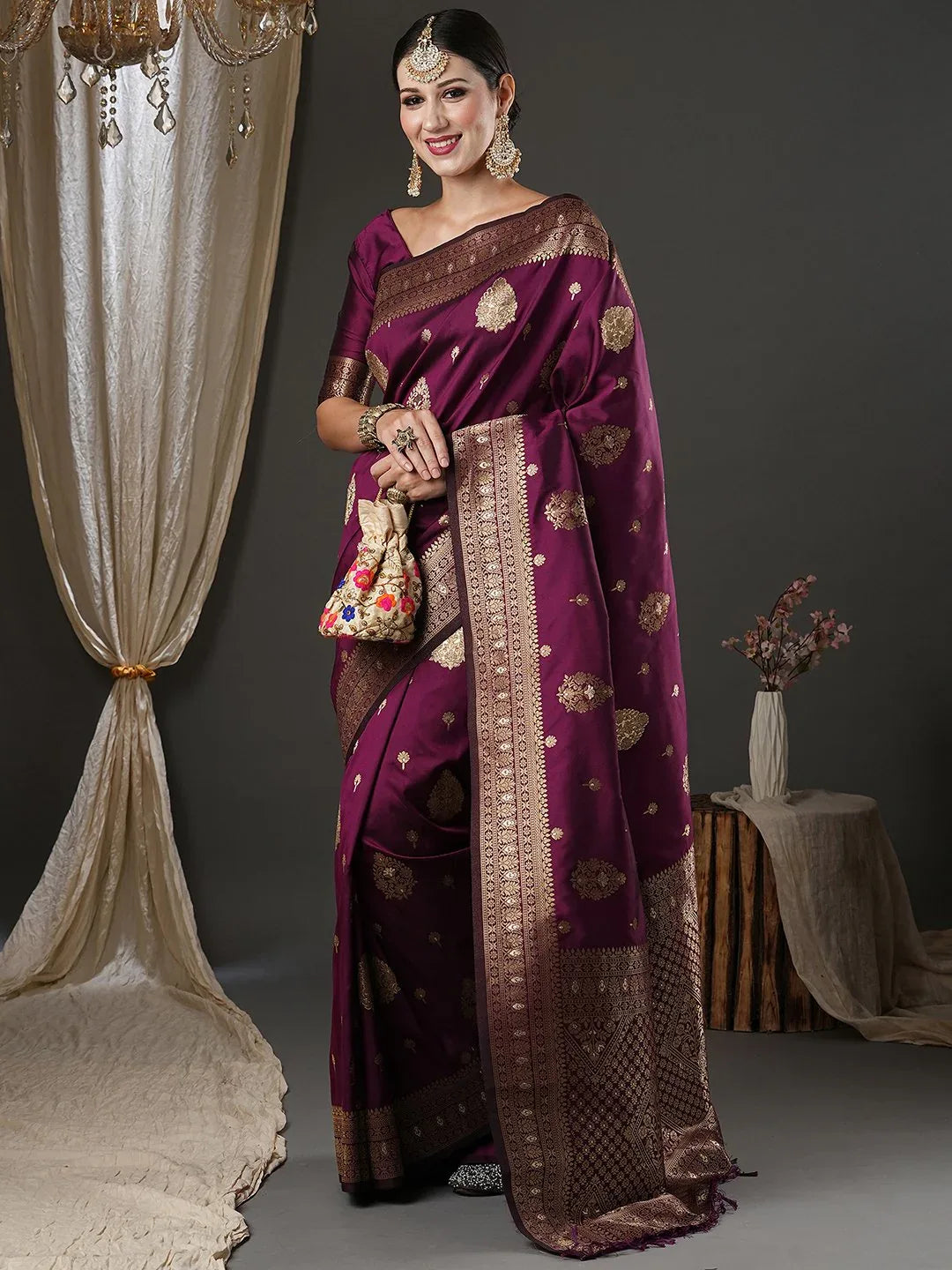 Purple Banarasi Silk Blend Woven Saree