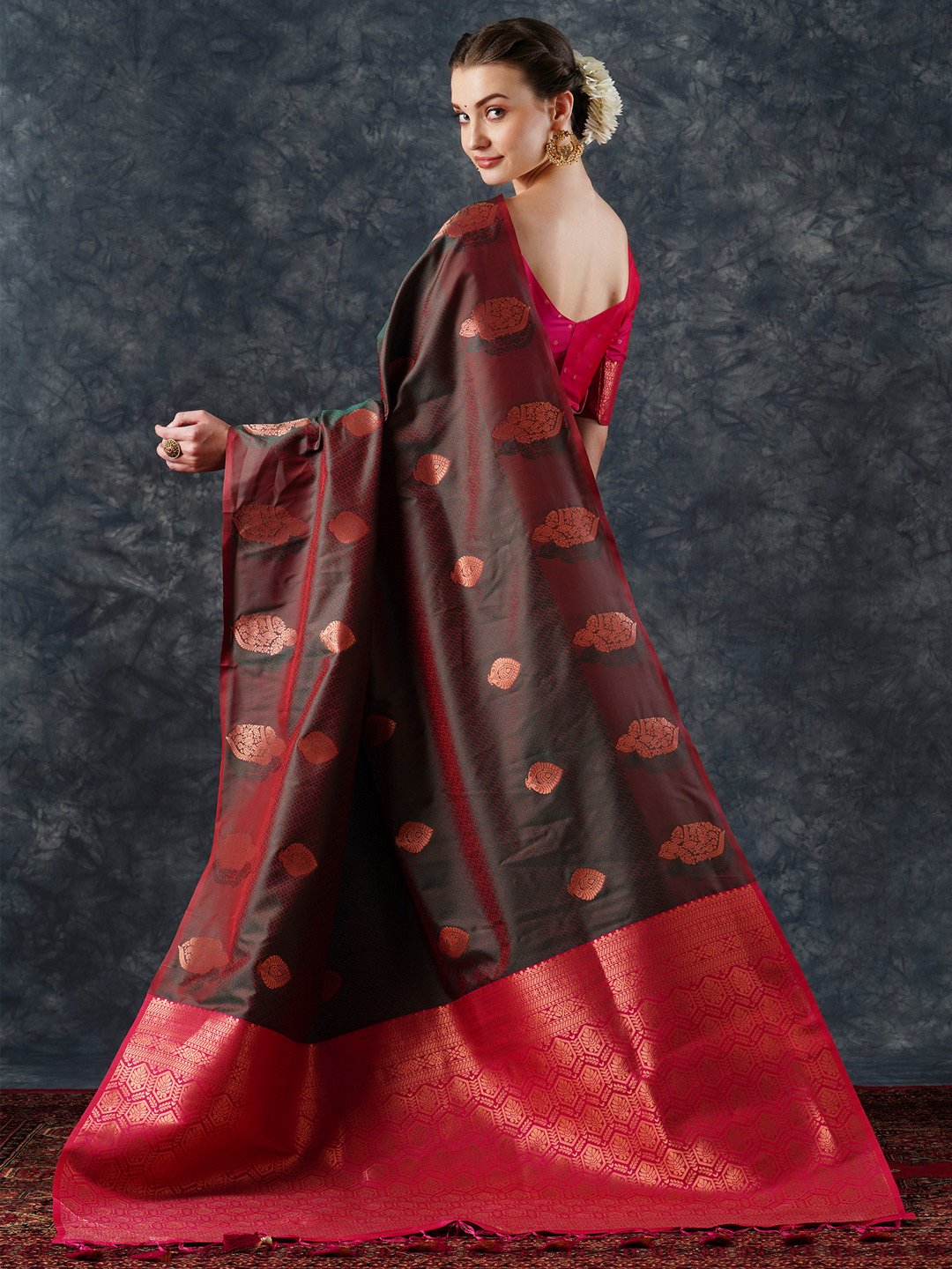 partywear designer saree for festive occasions