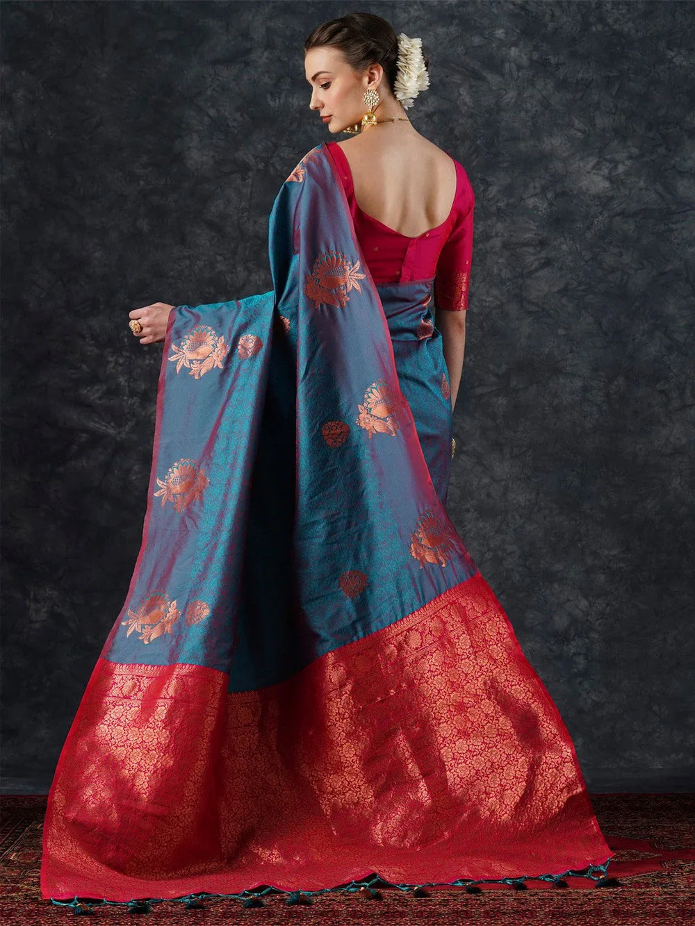 partywear designer saree for festive occasions