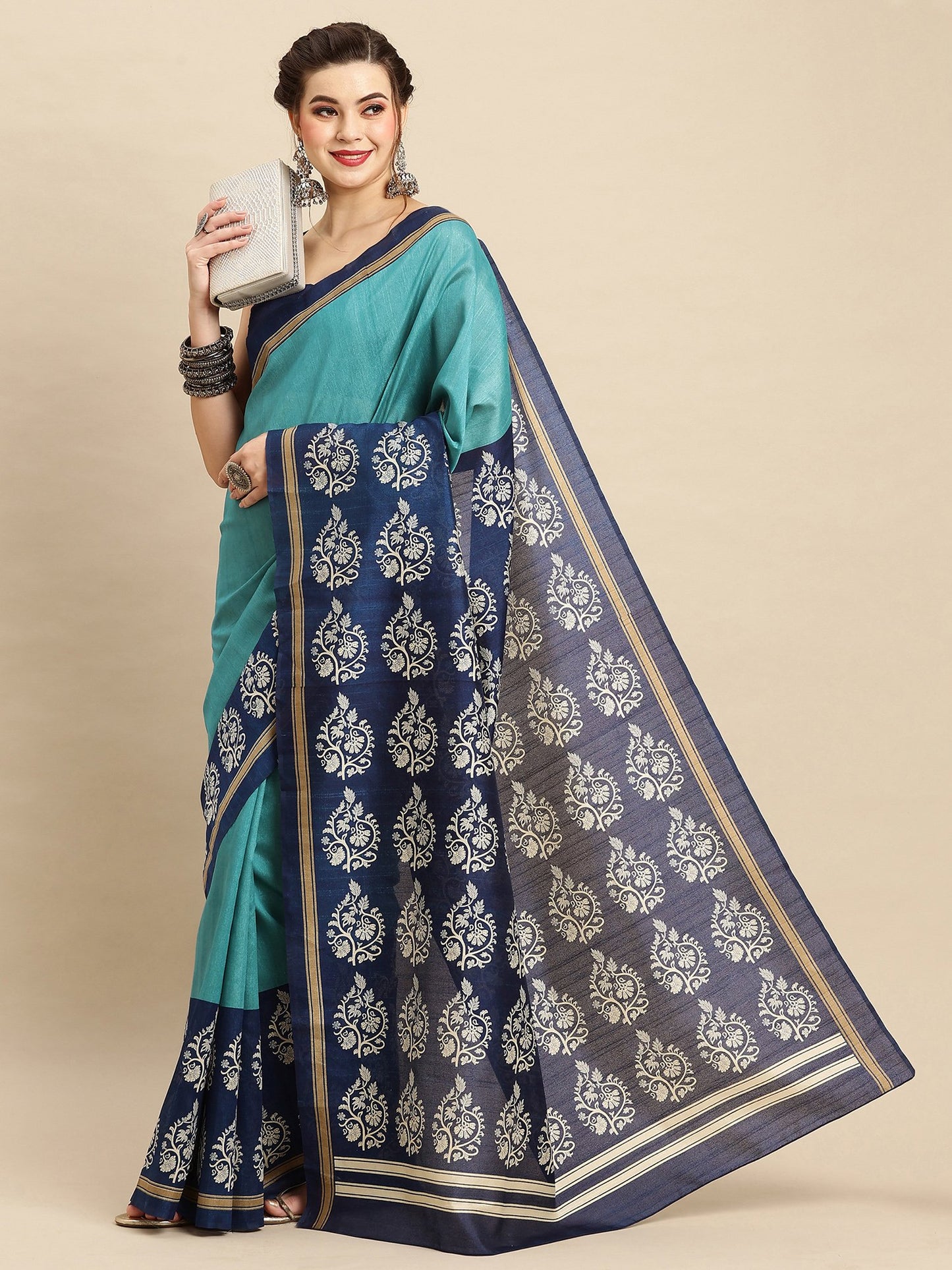 Get the best designer saree