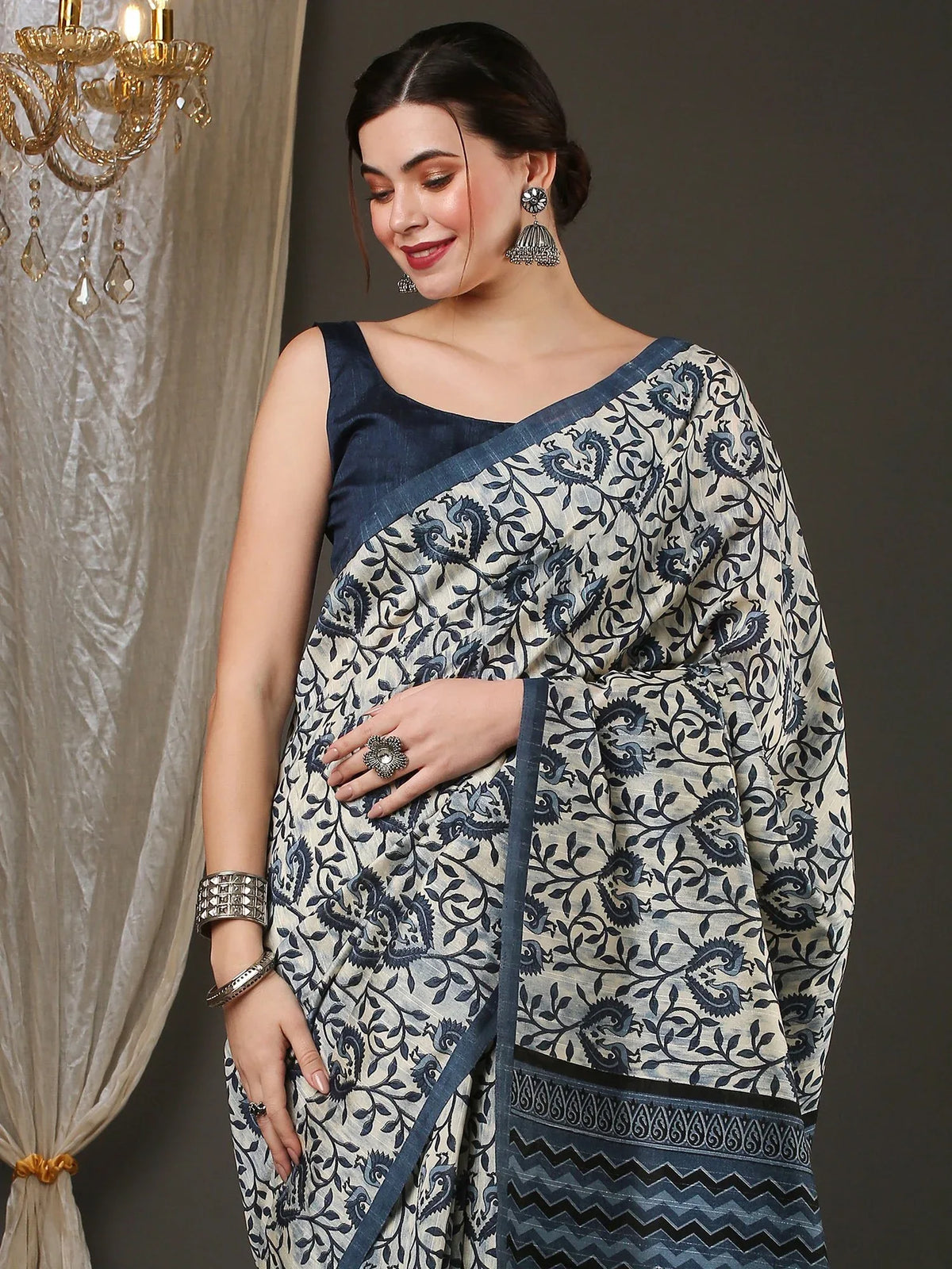 Get the best bridal saree