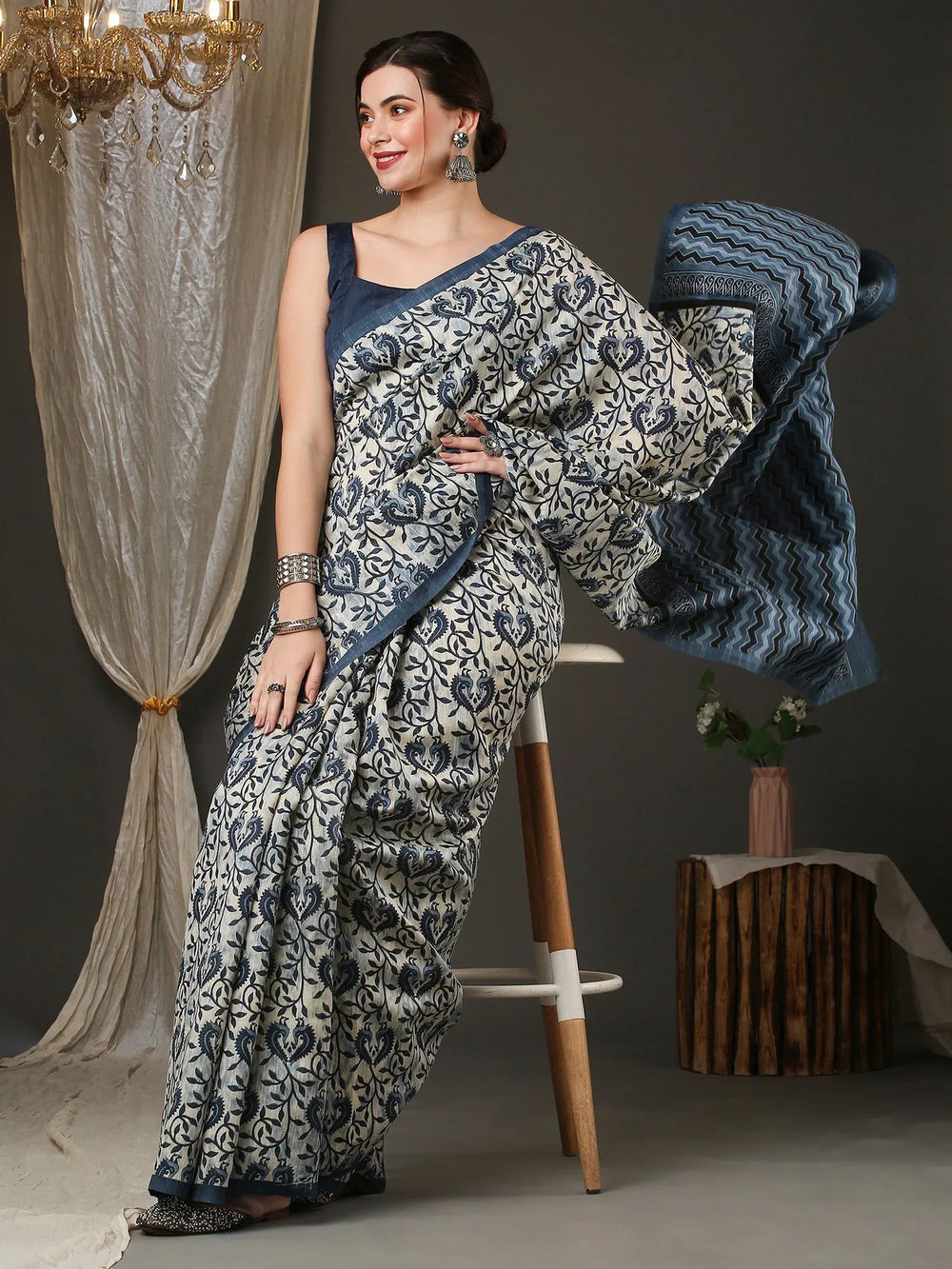 Get the best Banarasi saree