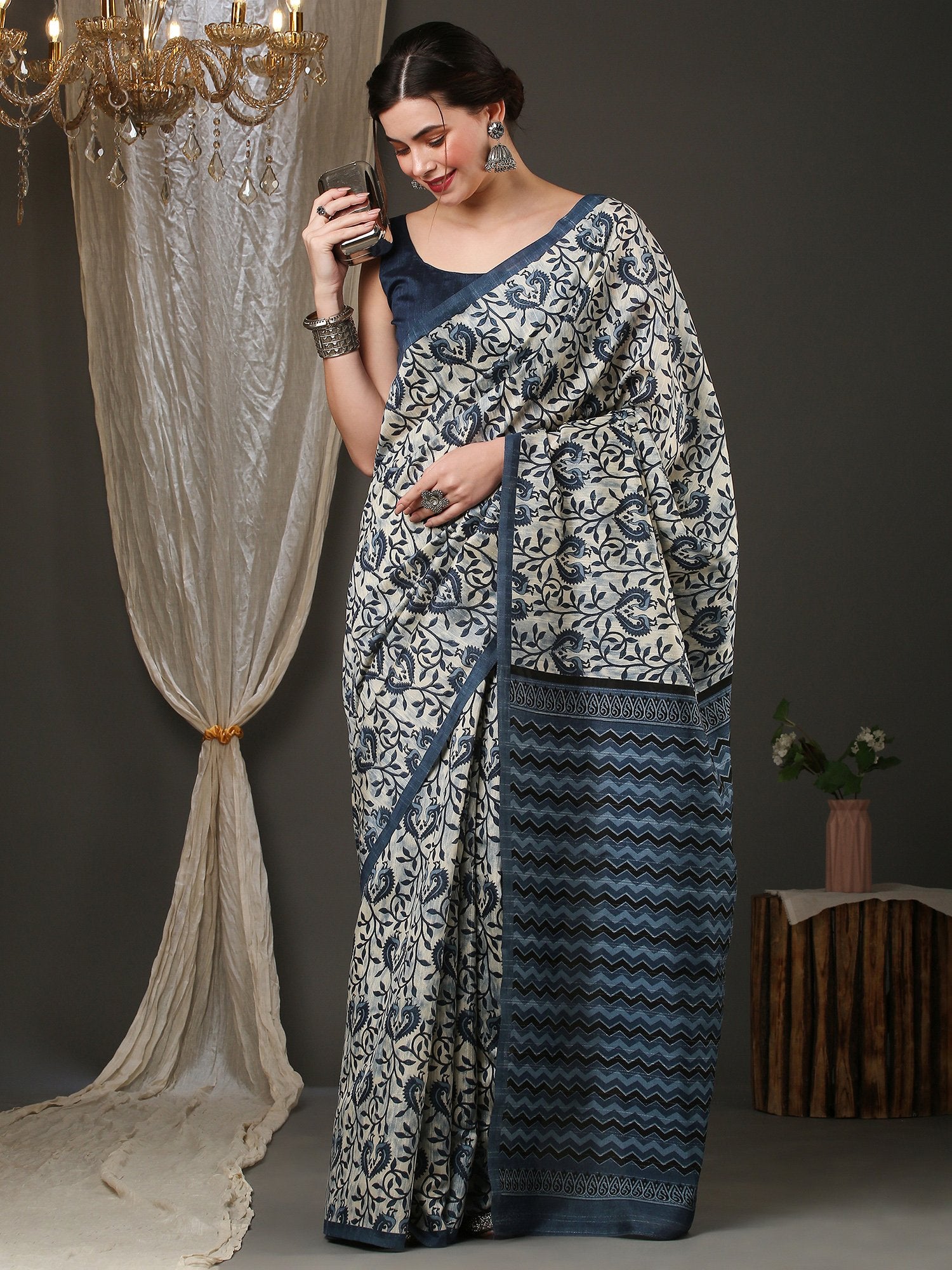 Get the best designer saree