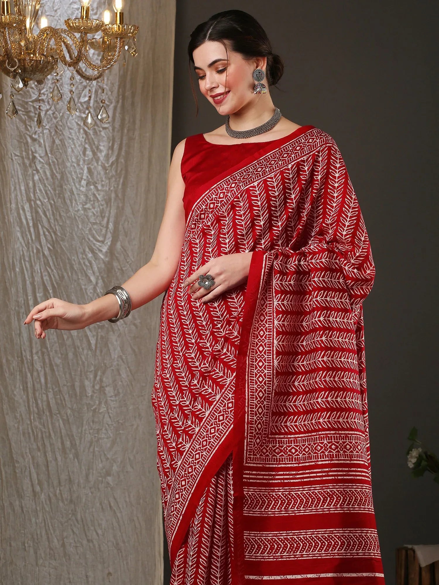 Hot Red Bhagalpuri Silk Saree - The Dori Store