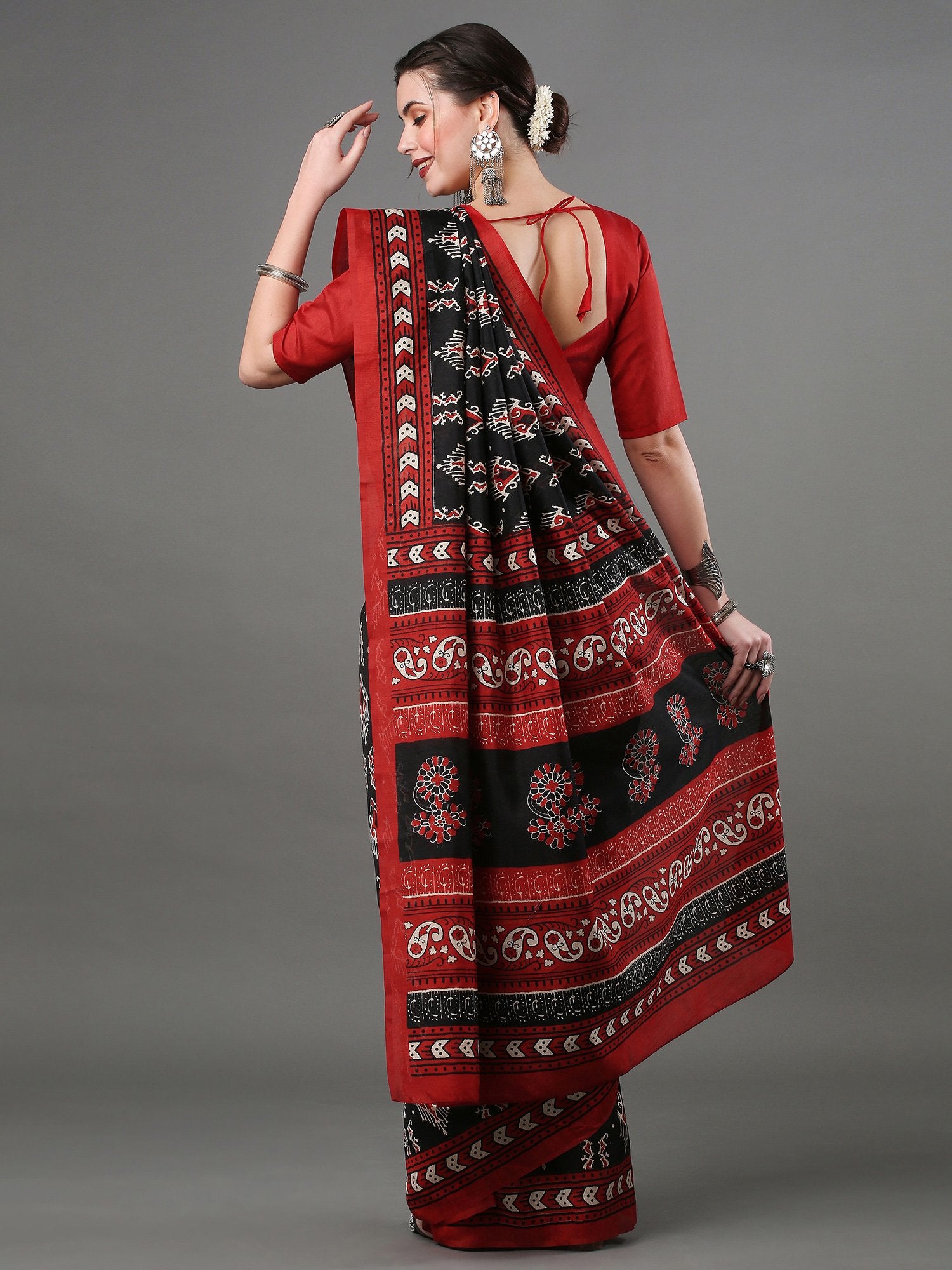 Get the best Dulhan saree