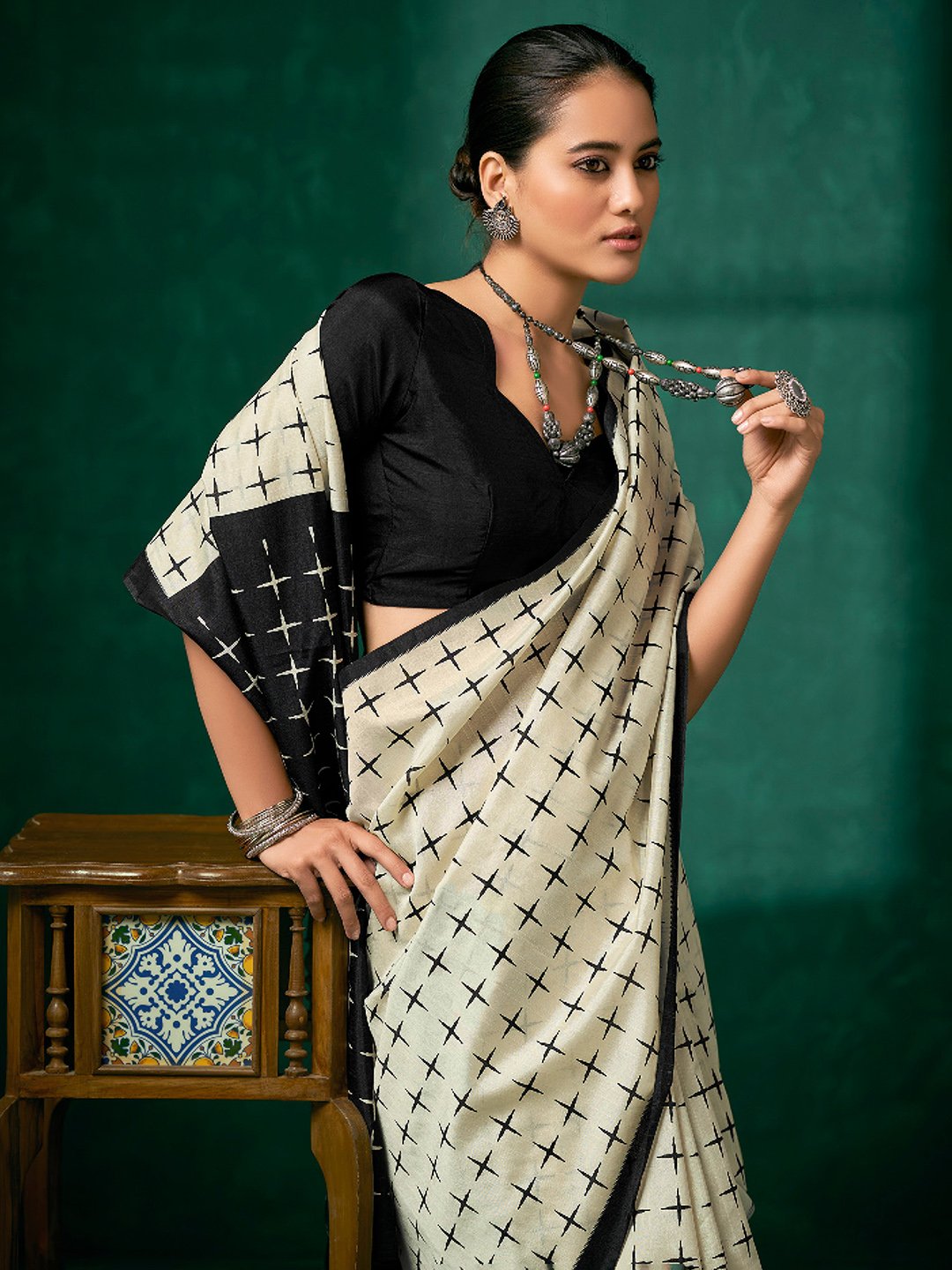 partywear designer saree for festive occasions