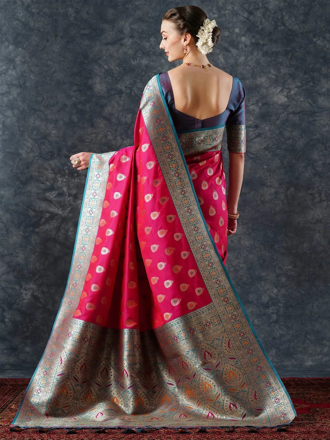 Pink Banarasi Silk Blend Woven Saree - The Dori Store