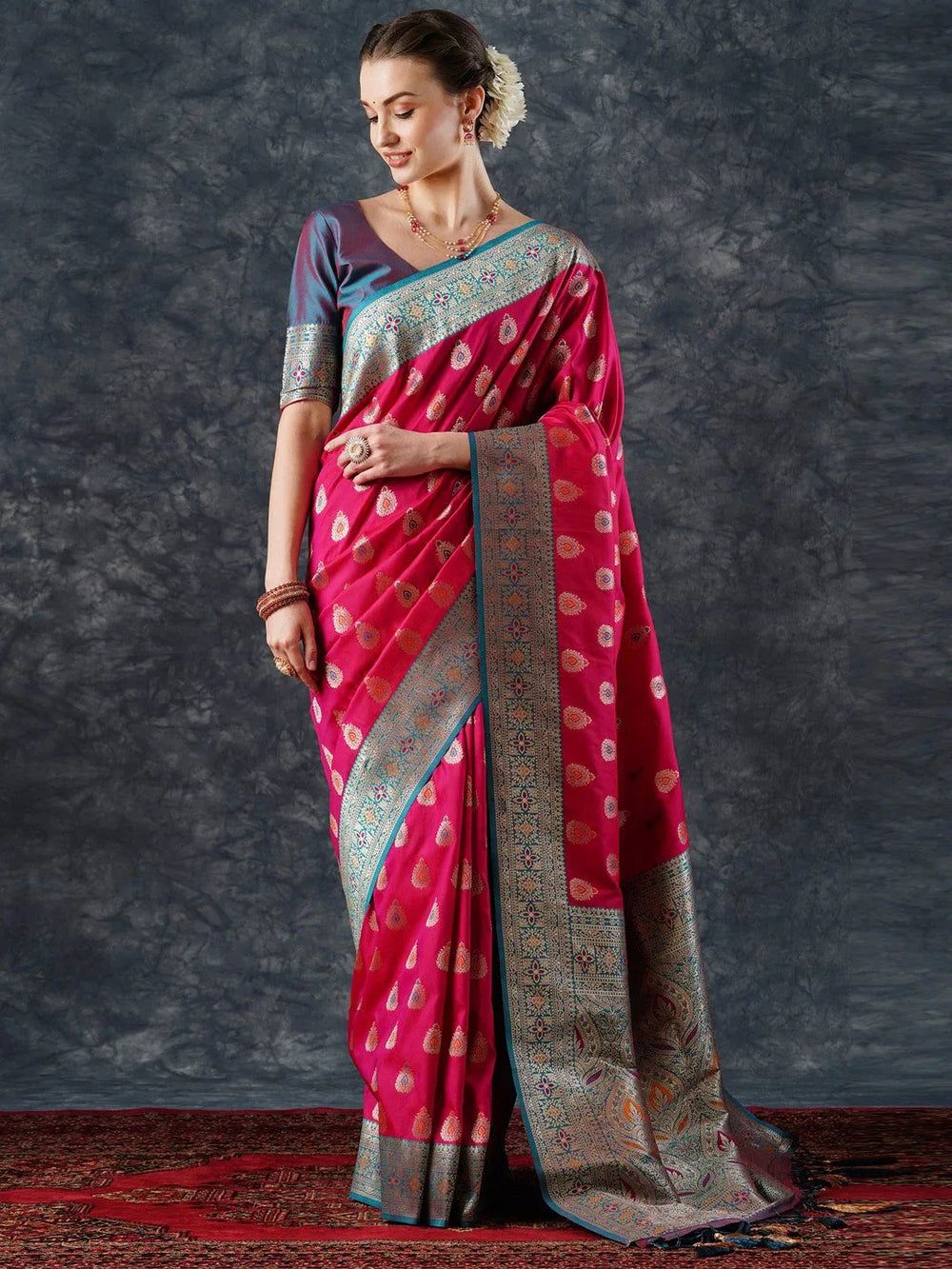 Pink Banarasi Silk Blend Woven Saree - The Dori Store
