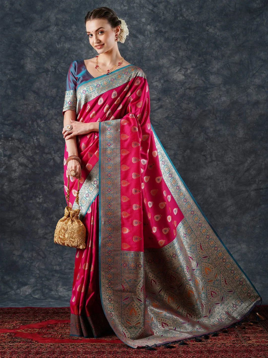 Pink Banarasi Silk Blend Woven Saree - The Dori Store
