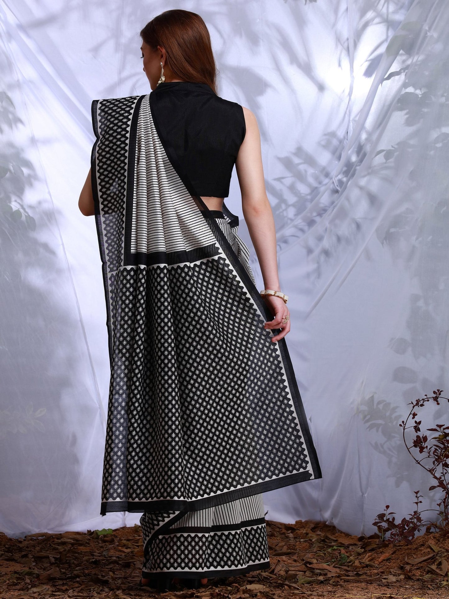 Get the best myntra saree