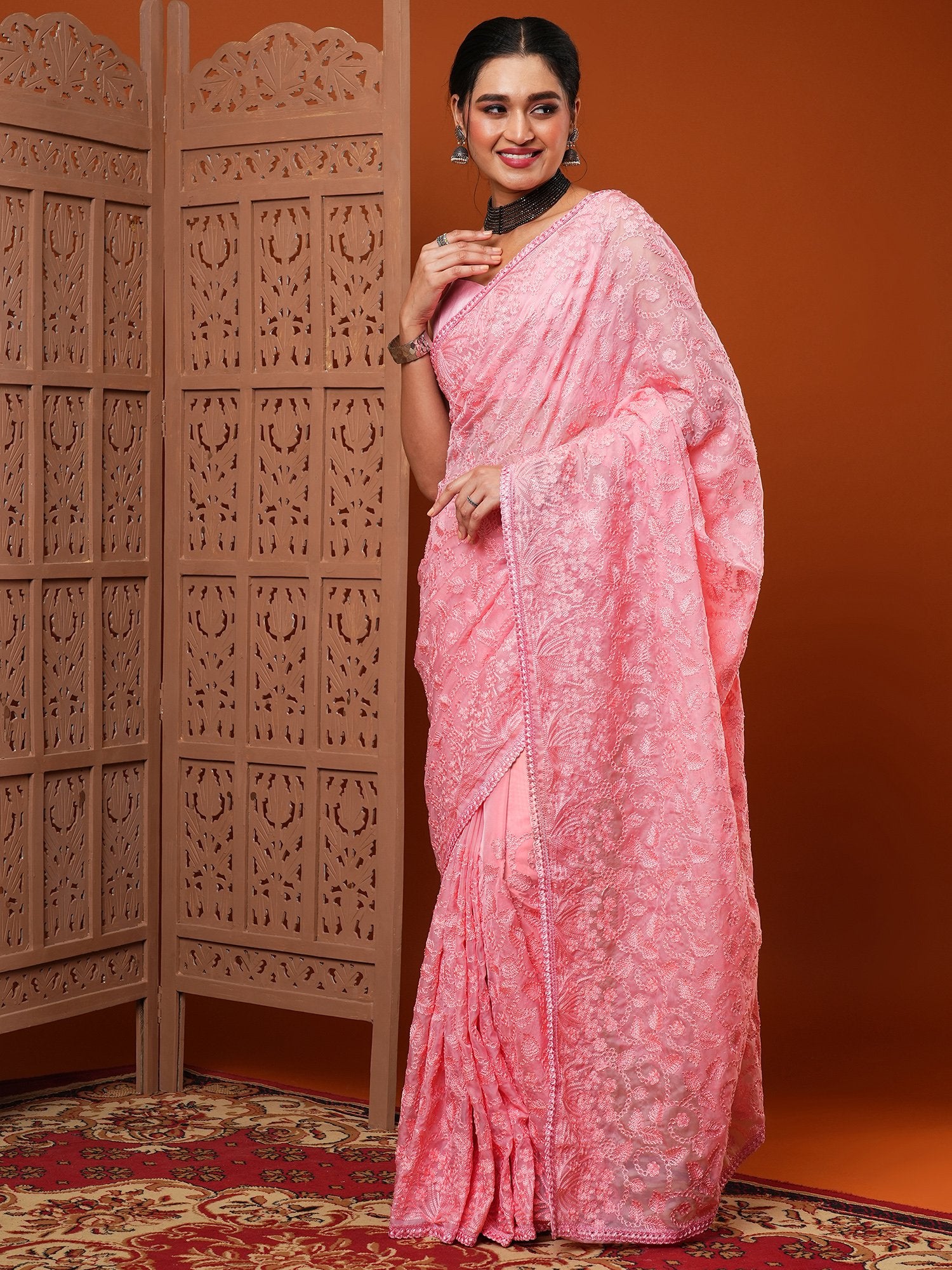 Get the best saree shops in Chandni Chowk