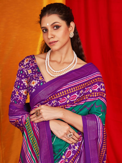 Get the best saree shops in Chandni Chowk