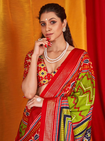 Get the best organza saree