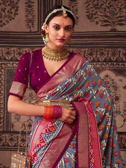 Get the best ready-to-wear saree