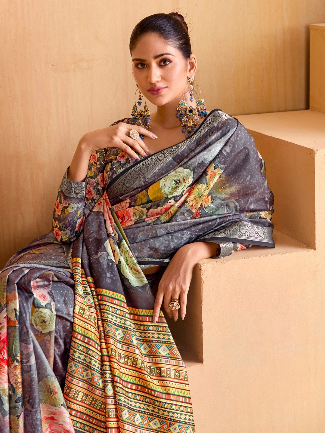 Get the best latest saree design
