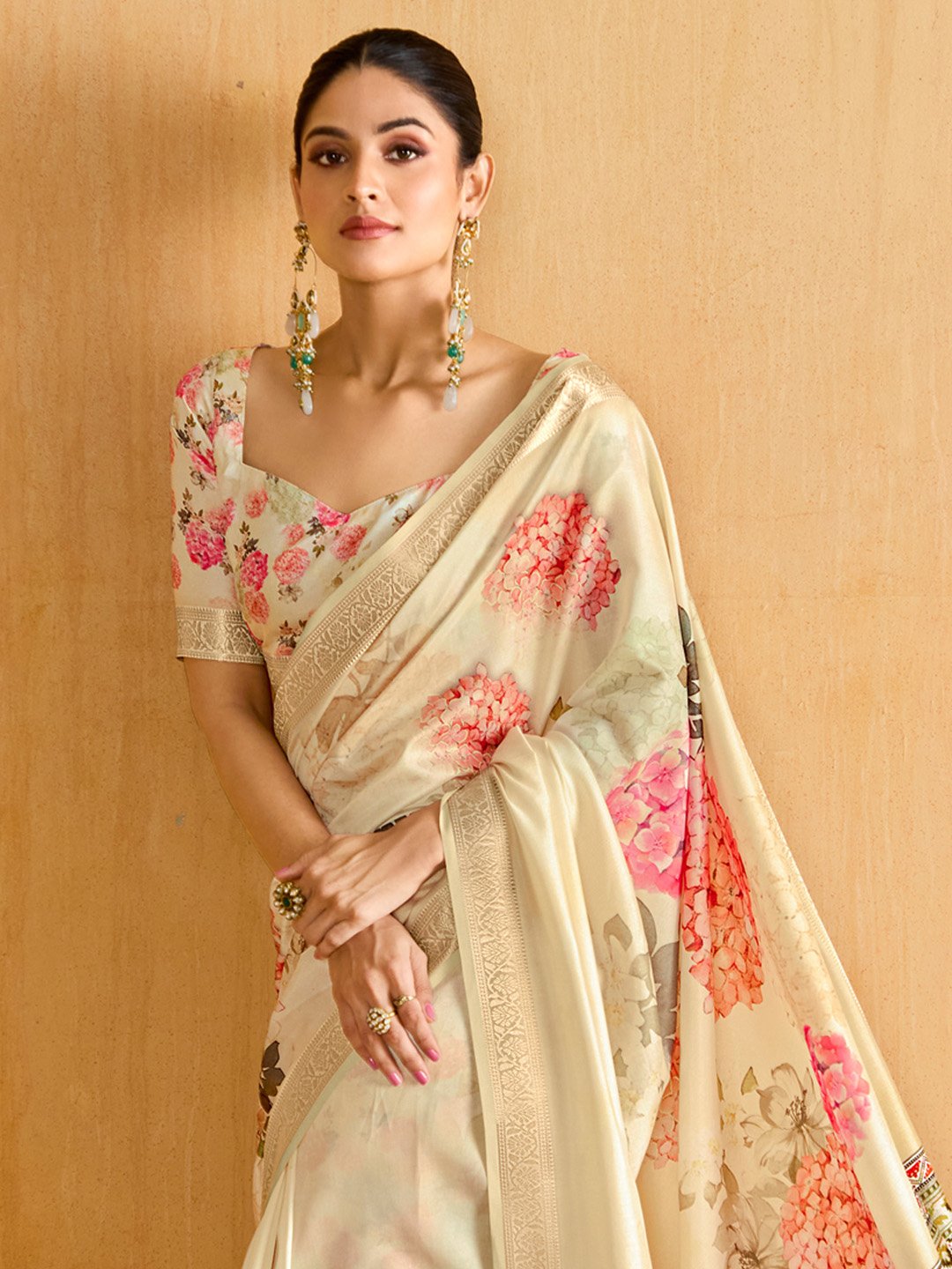 Get the best bride wedding sarees