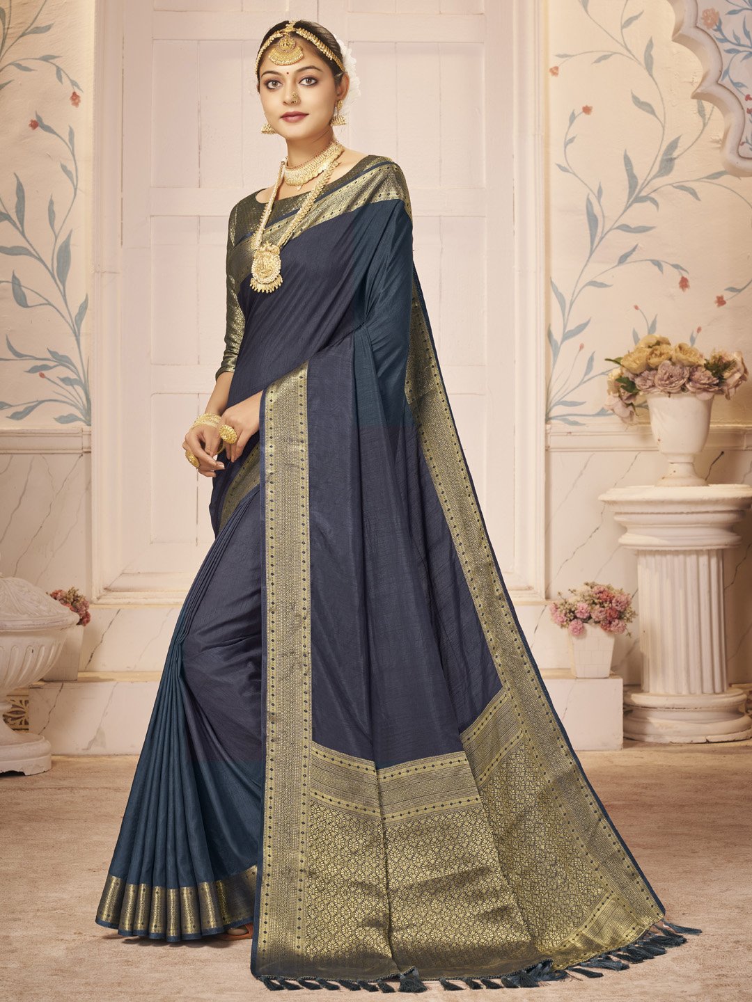 Get the best bridal saree