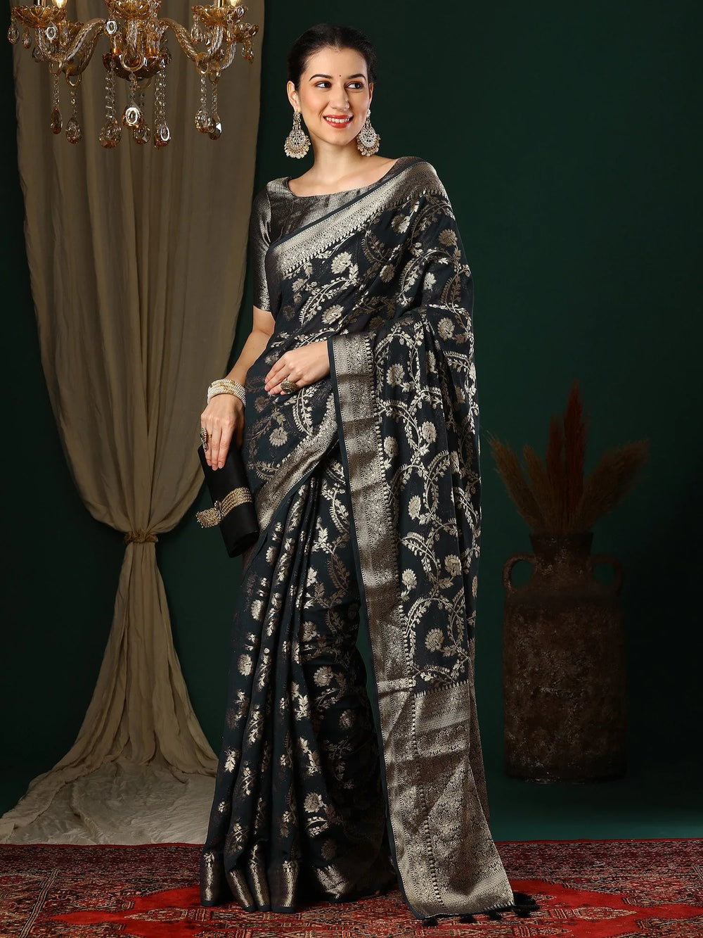 Get the best Paithani saree