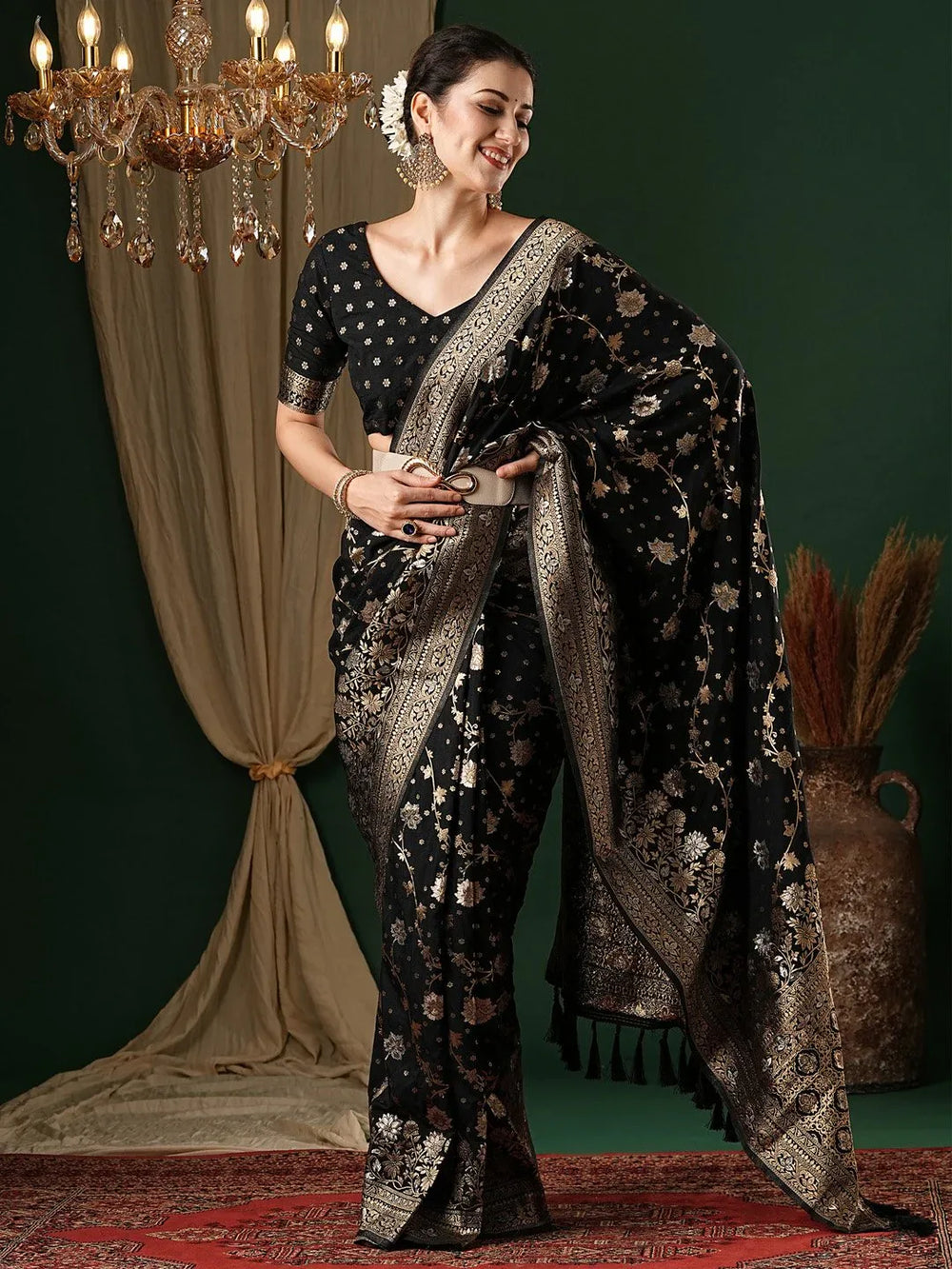 Black Black Kanjeevaram Georgette Woven Saree