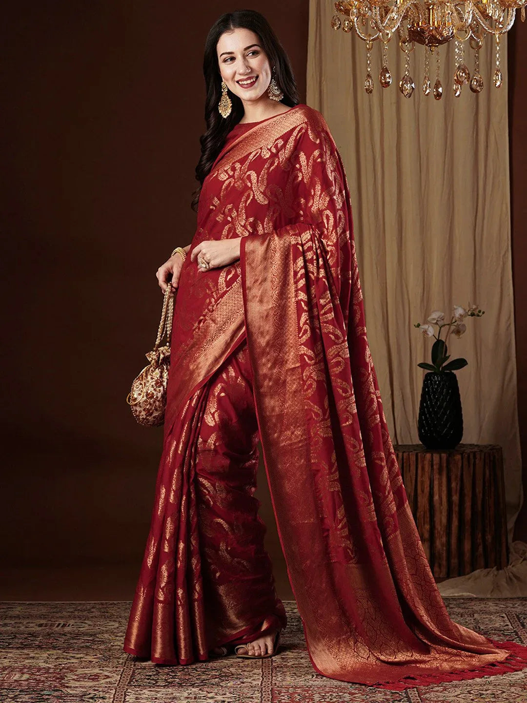 Red Kanjeevaram Viscose Silk Woven Saree