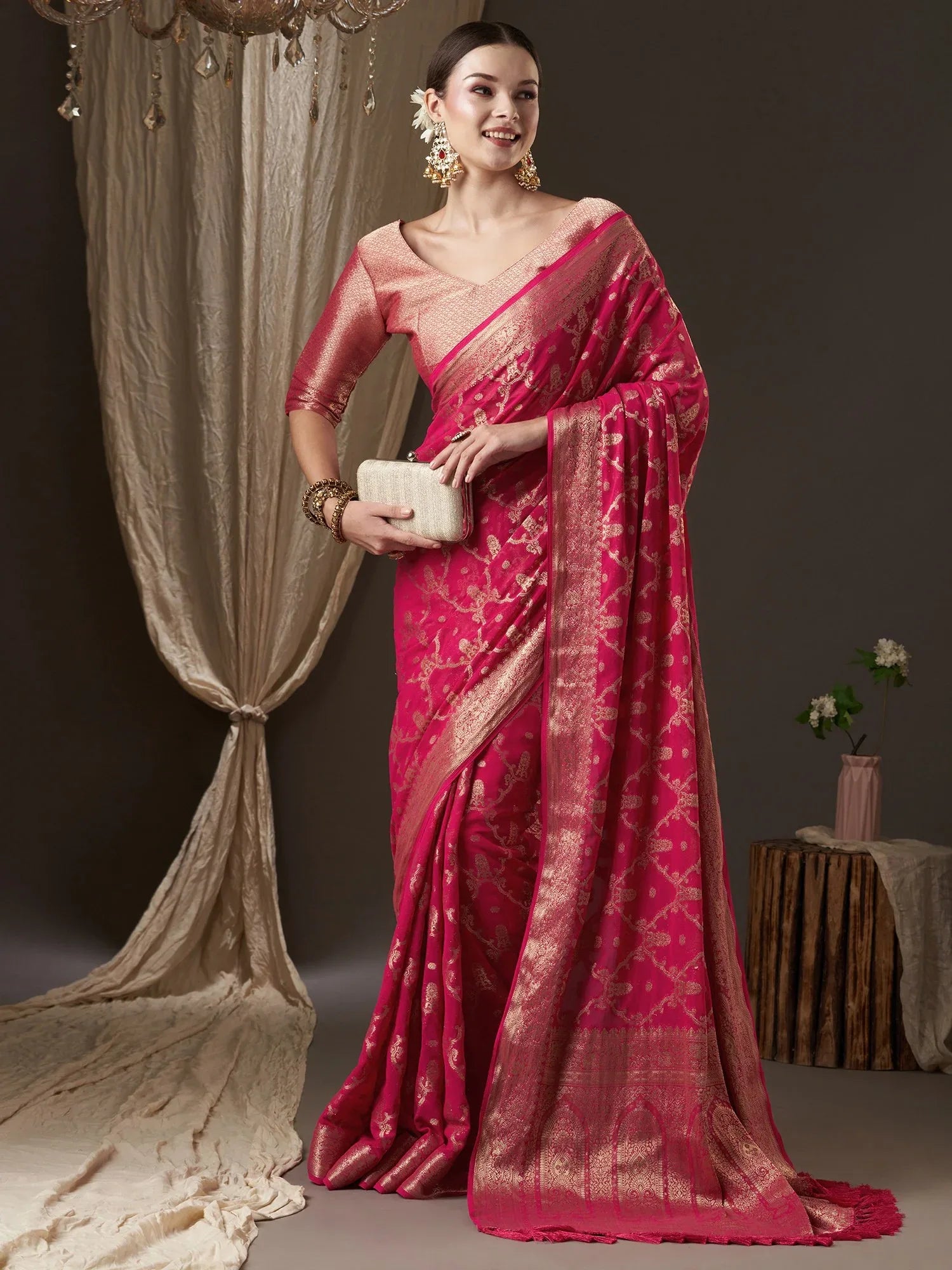 Get the best Banarasi saree