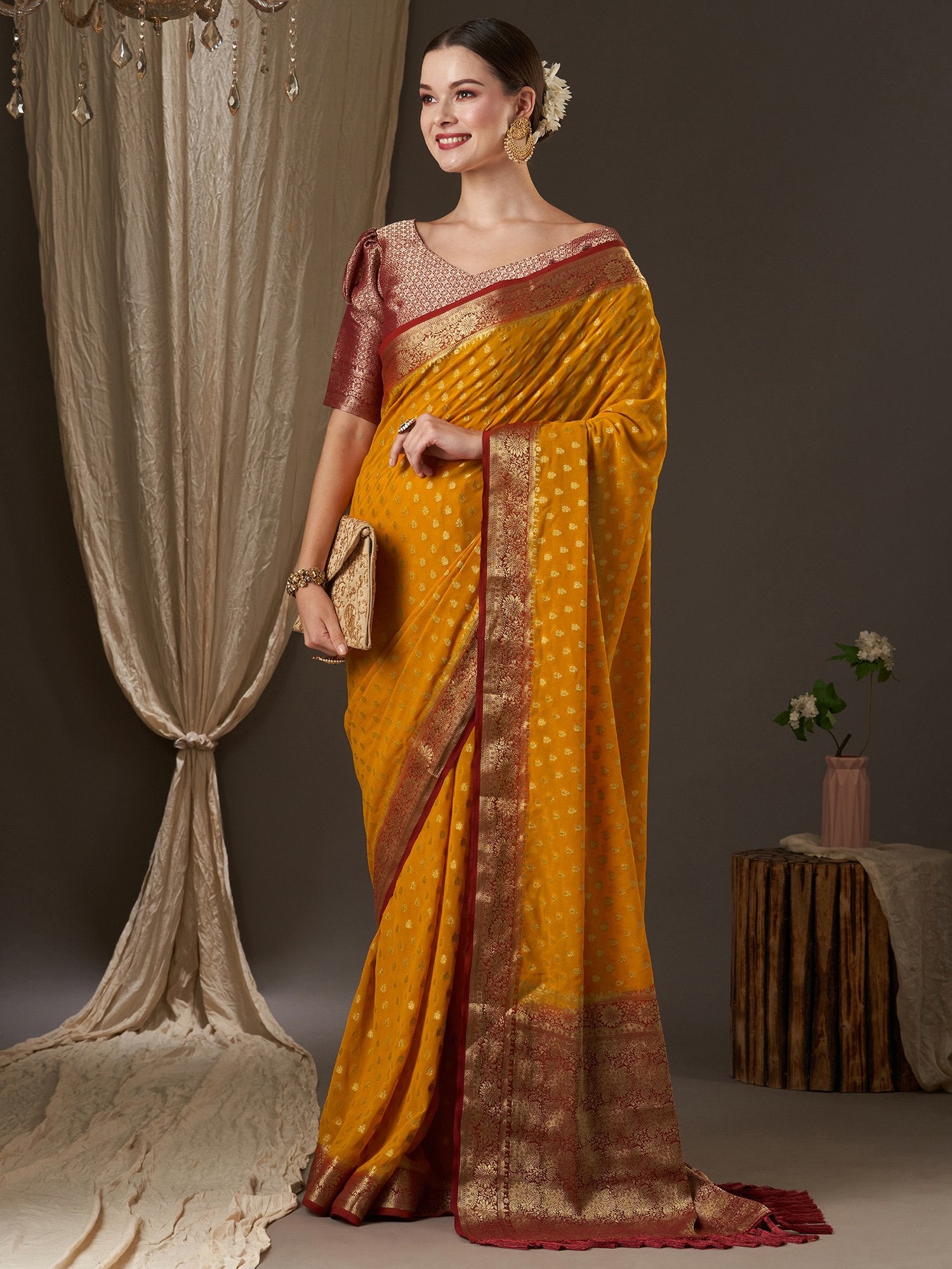 Get the best bride wedding sarees