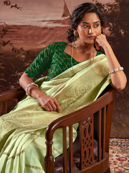 Get the best Banarasi silk saree