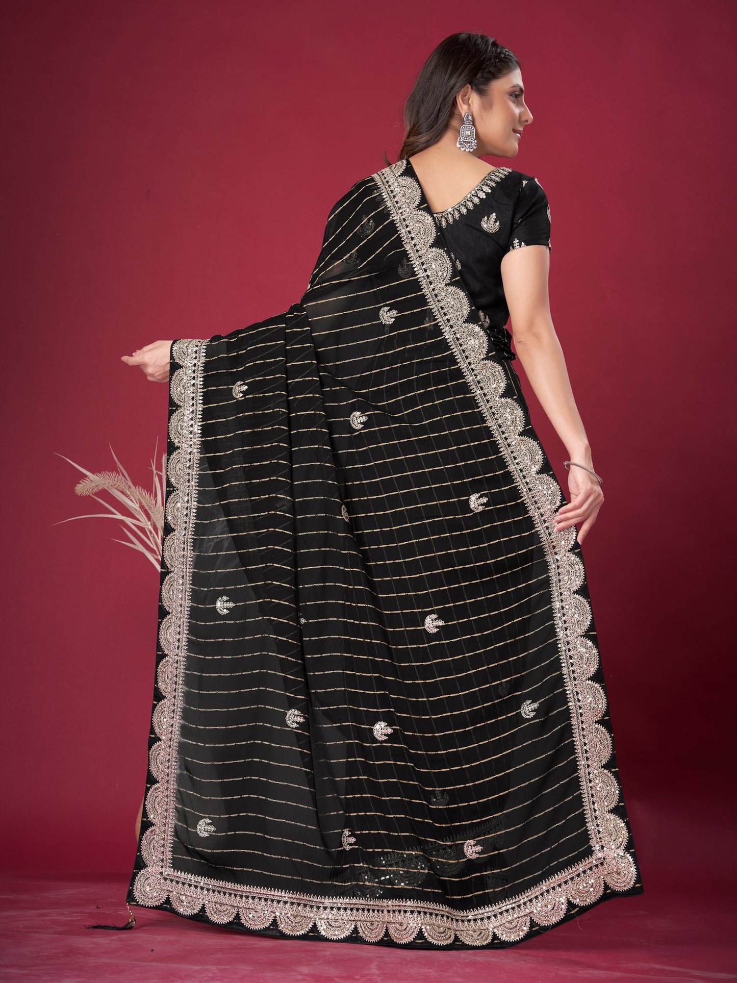 Get the best latest saree design