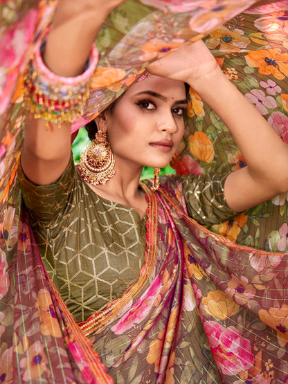 Get the best saree shops in Chandni Chowk