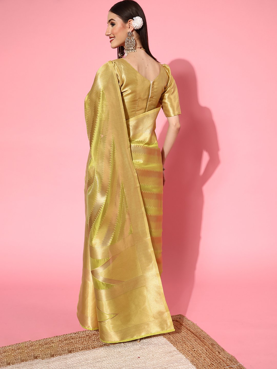Get the best Mysore silk sarees