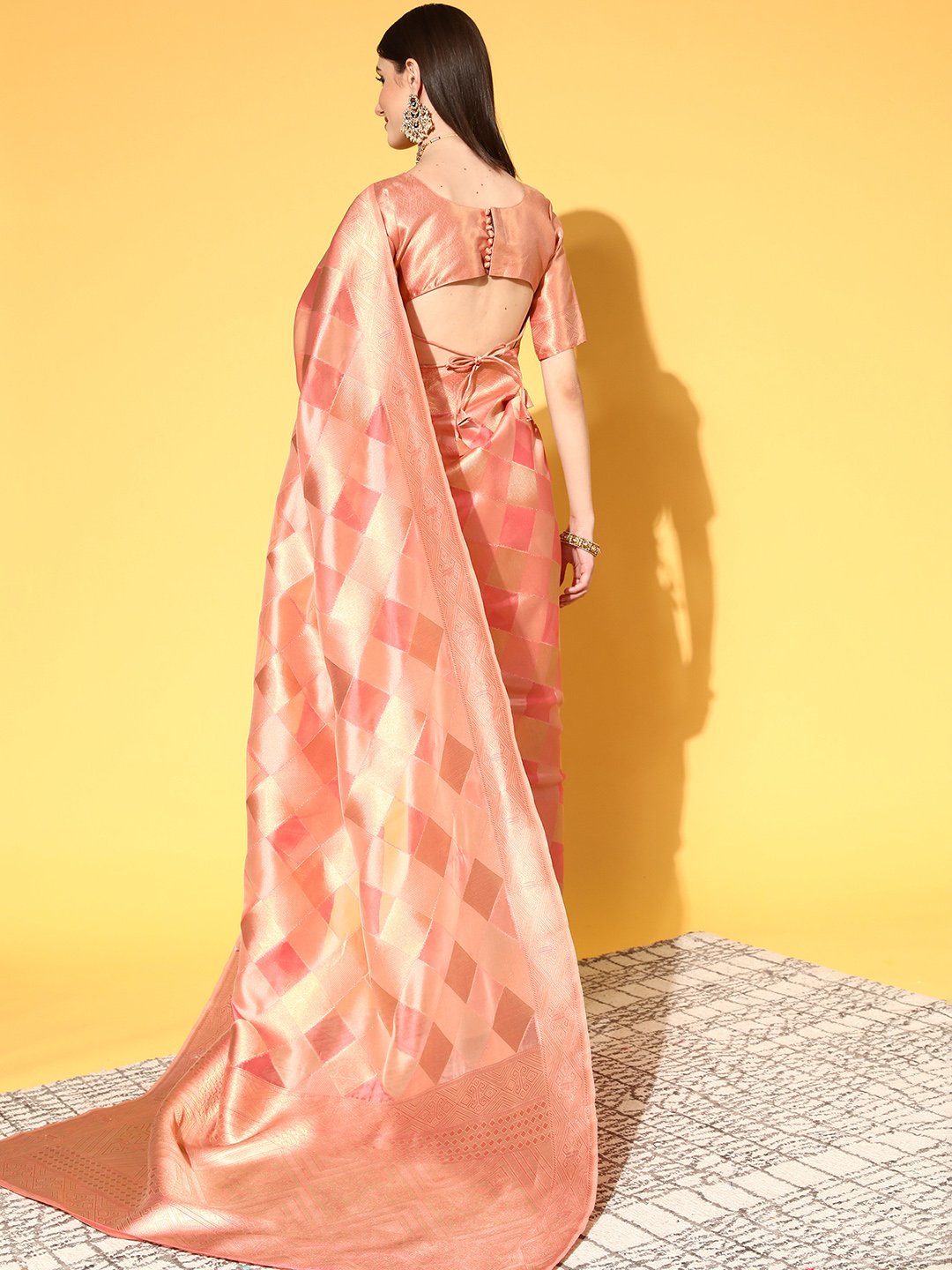 Get the best party wear saree