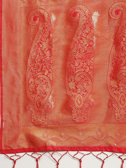 Get the best saree for women