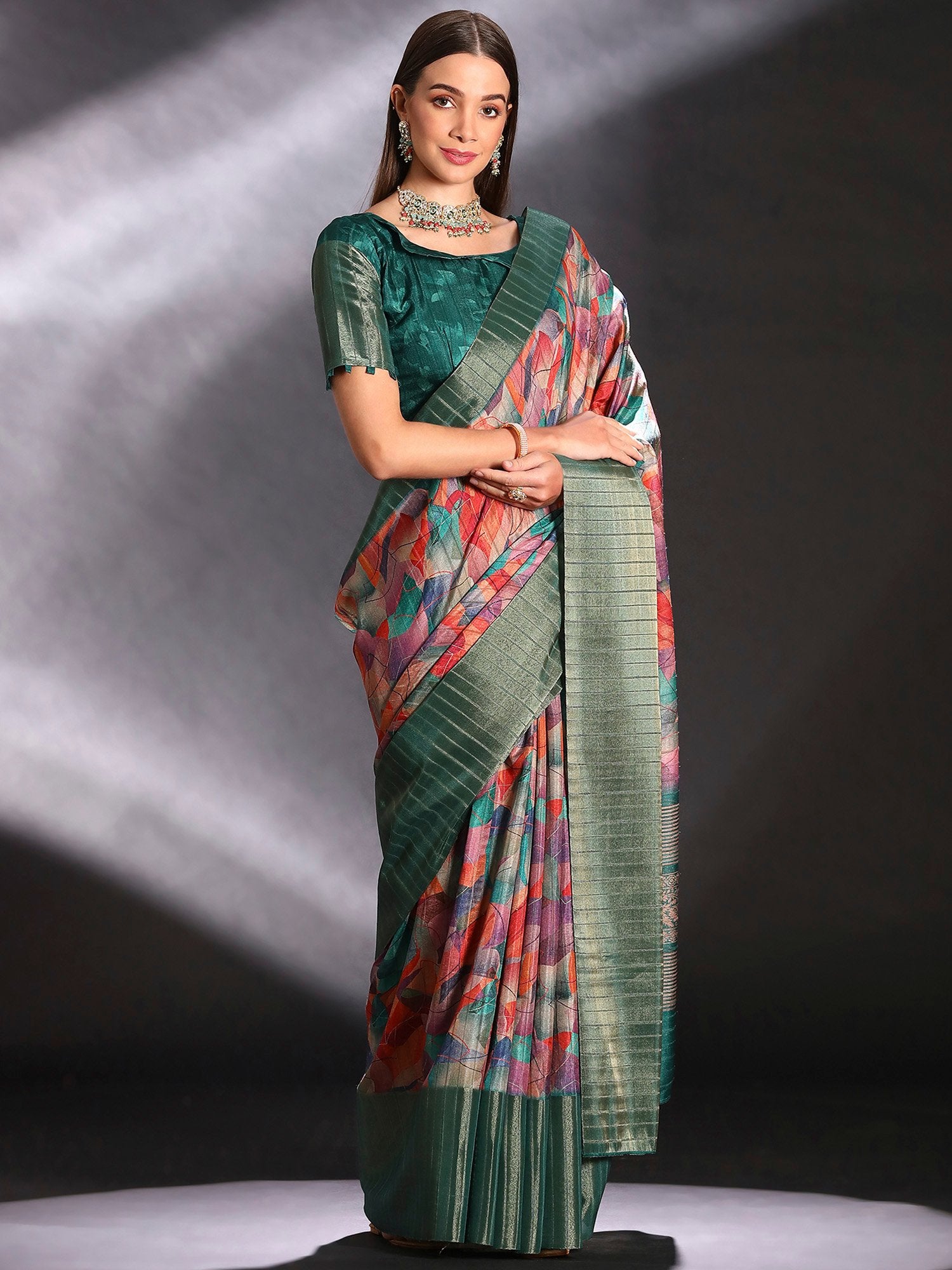 Get the best designer saree