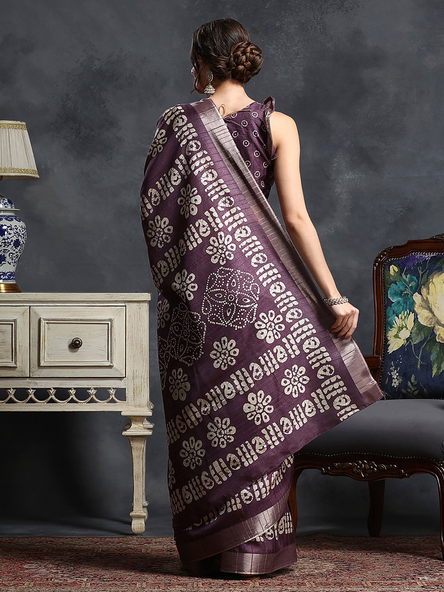 Get the best Kanchipuram silk sarees