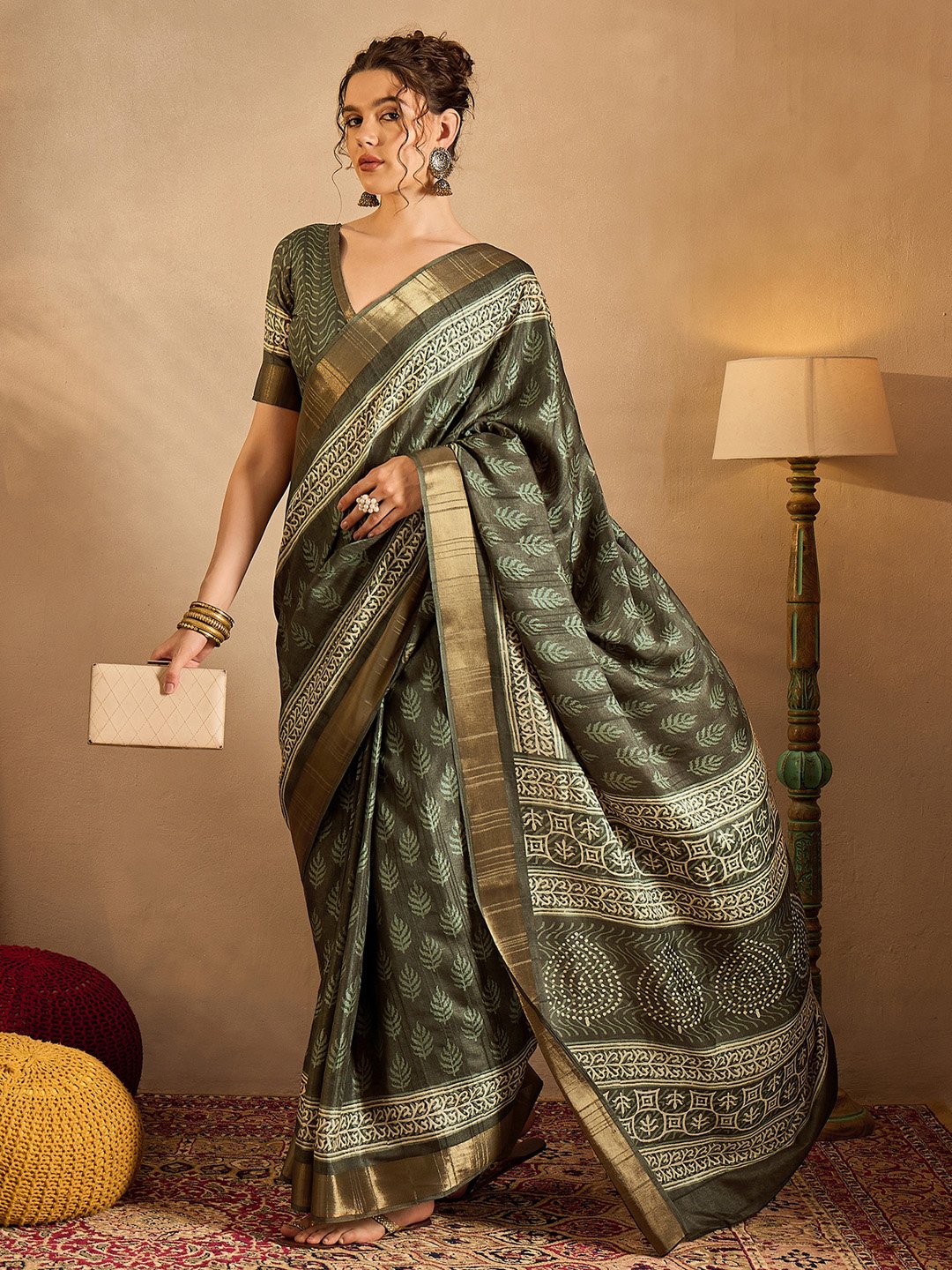 Olive Sungudi Silk Blend Printed Saree