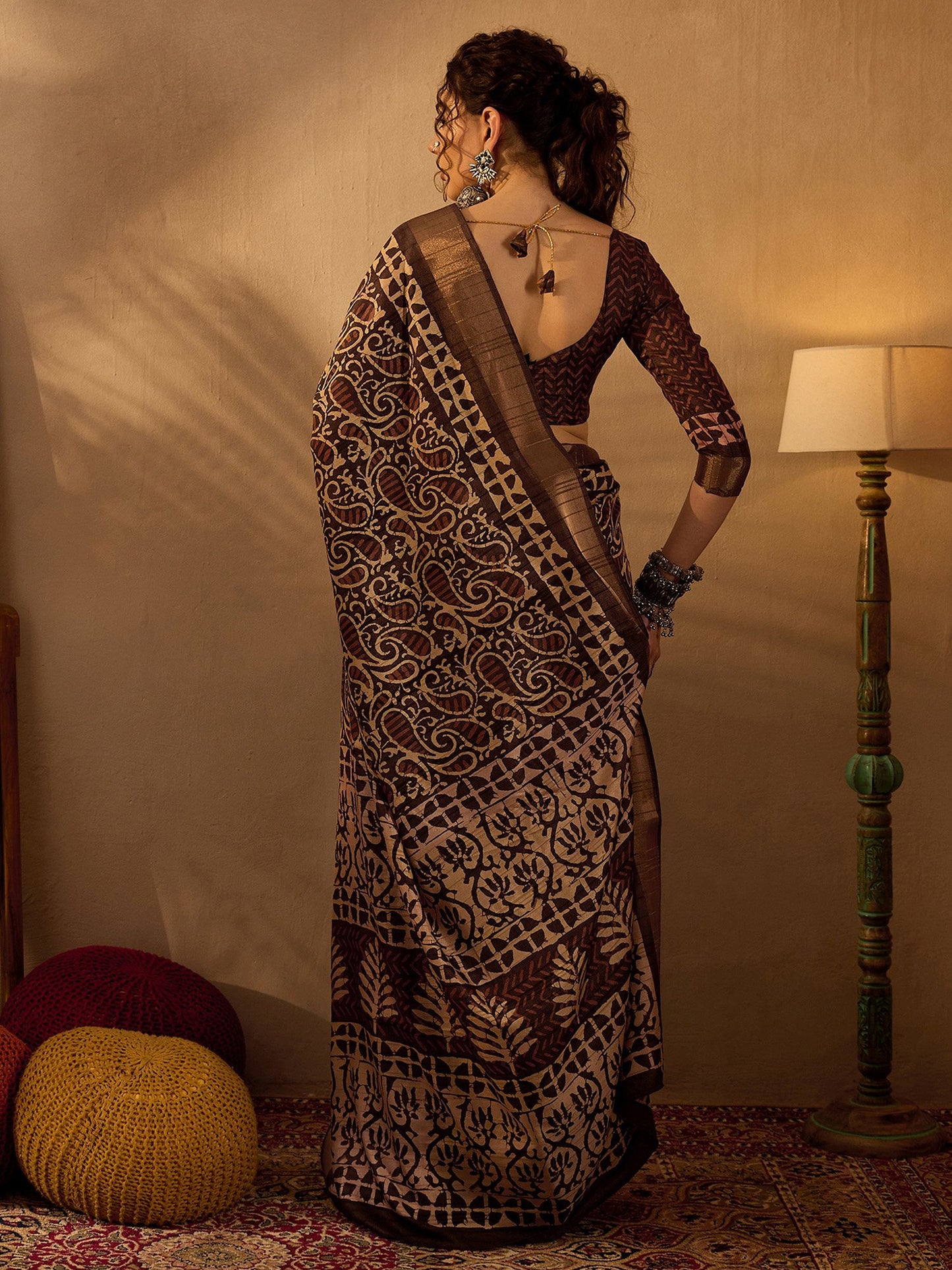 Get the best kanjeevaram South Indian bridal saree
