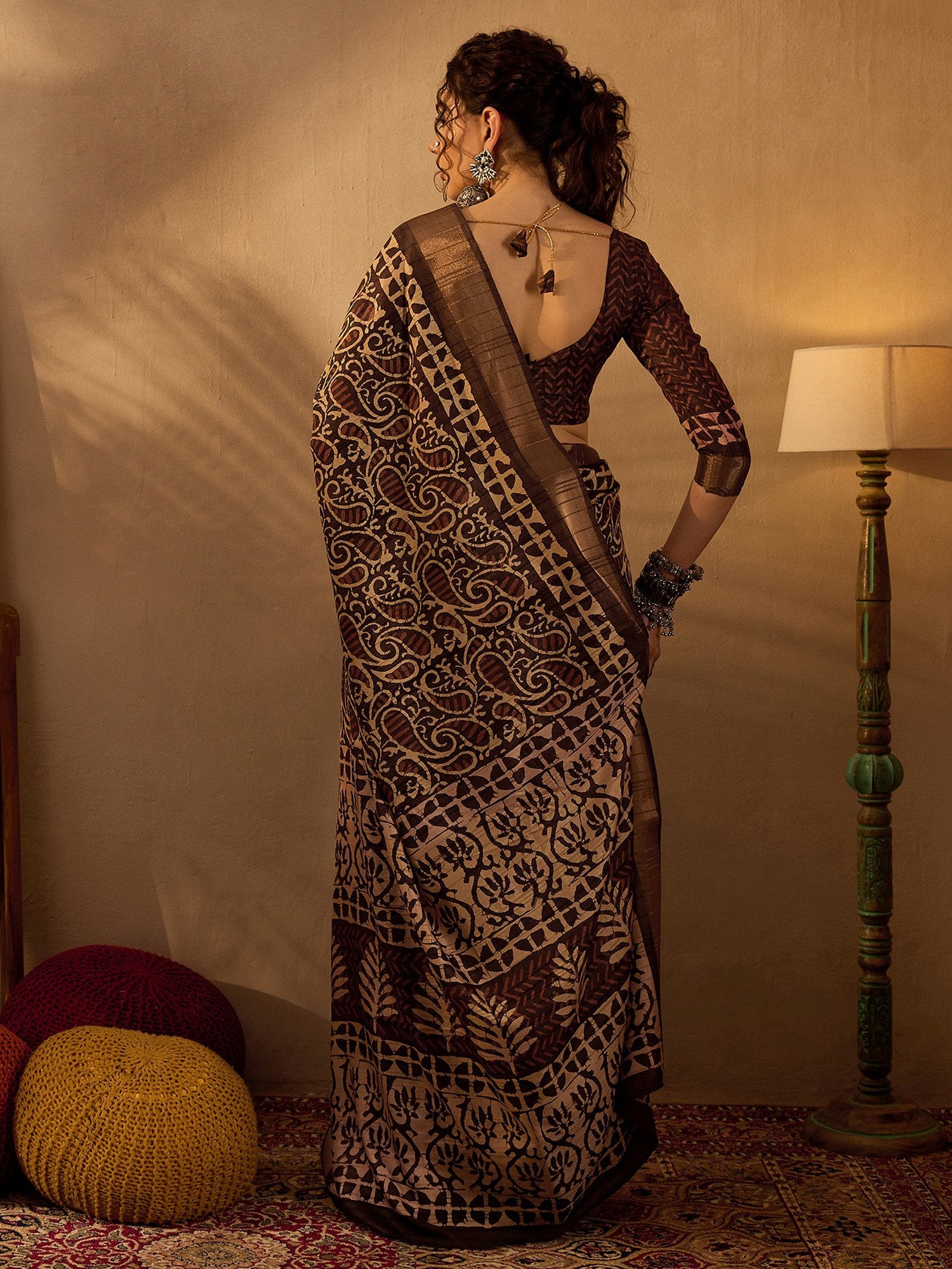 Get the best kanjeevaram South Indian bridal saree