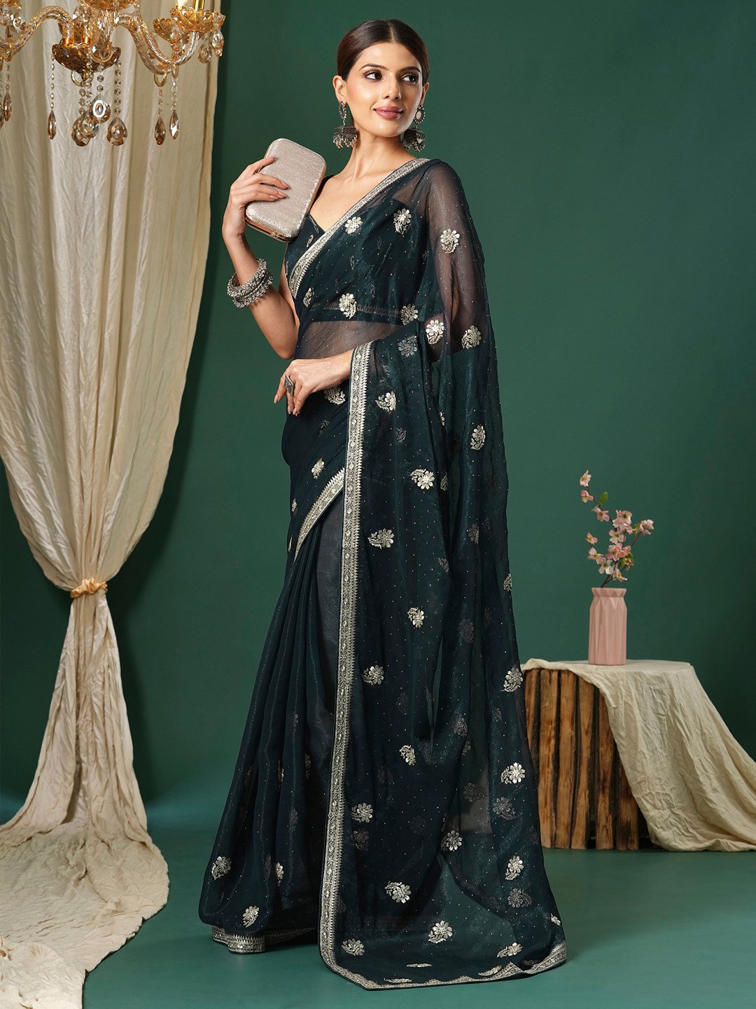 Get the best designer saree