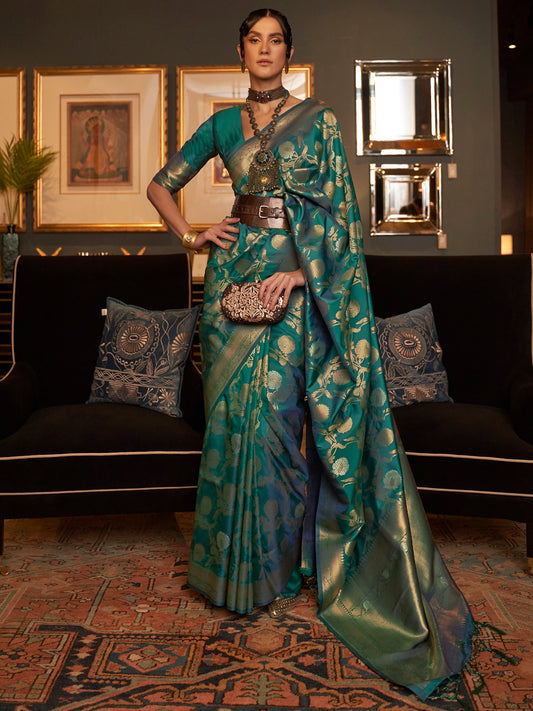 Get the best kanjeevaram South Indian bridal saree