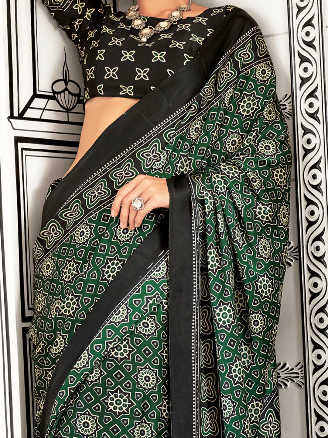 Get the best haldi saree
