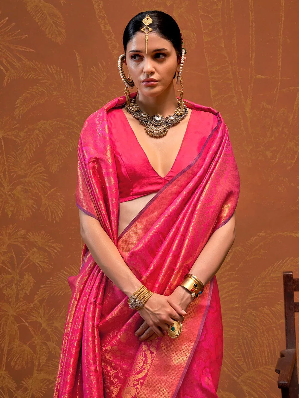 Get the best designer saree