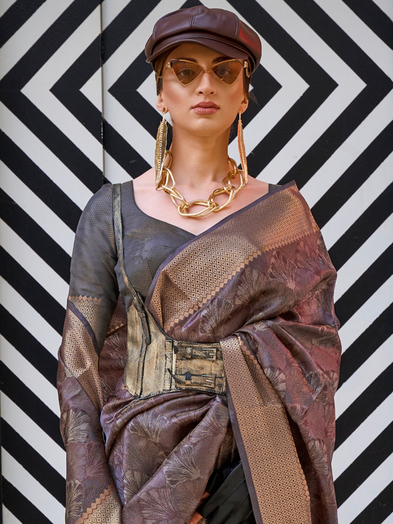 Get the best ready-to-wear saree